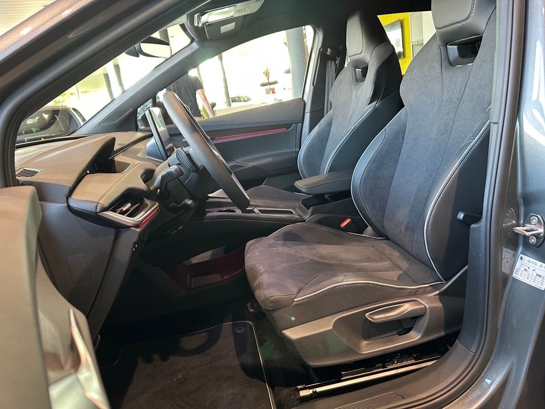 SKODA Elroq 85 Sportline-image-9