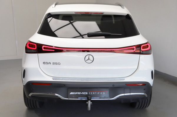 MERCEDES-BENZ EQA 250 AMG Line AMG Line-image-5