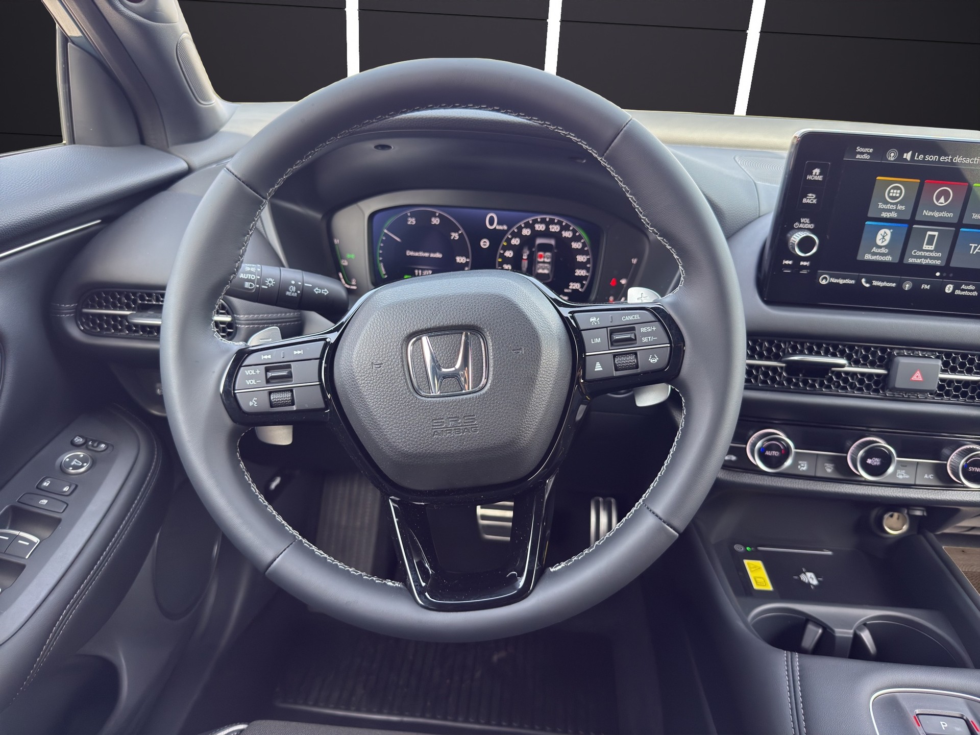 HONDA ZR-V 2.0i MMD Hybrid Sport Automatic-image-9