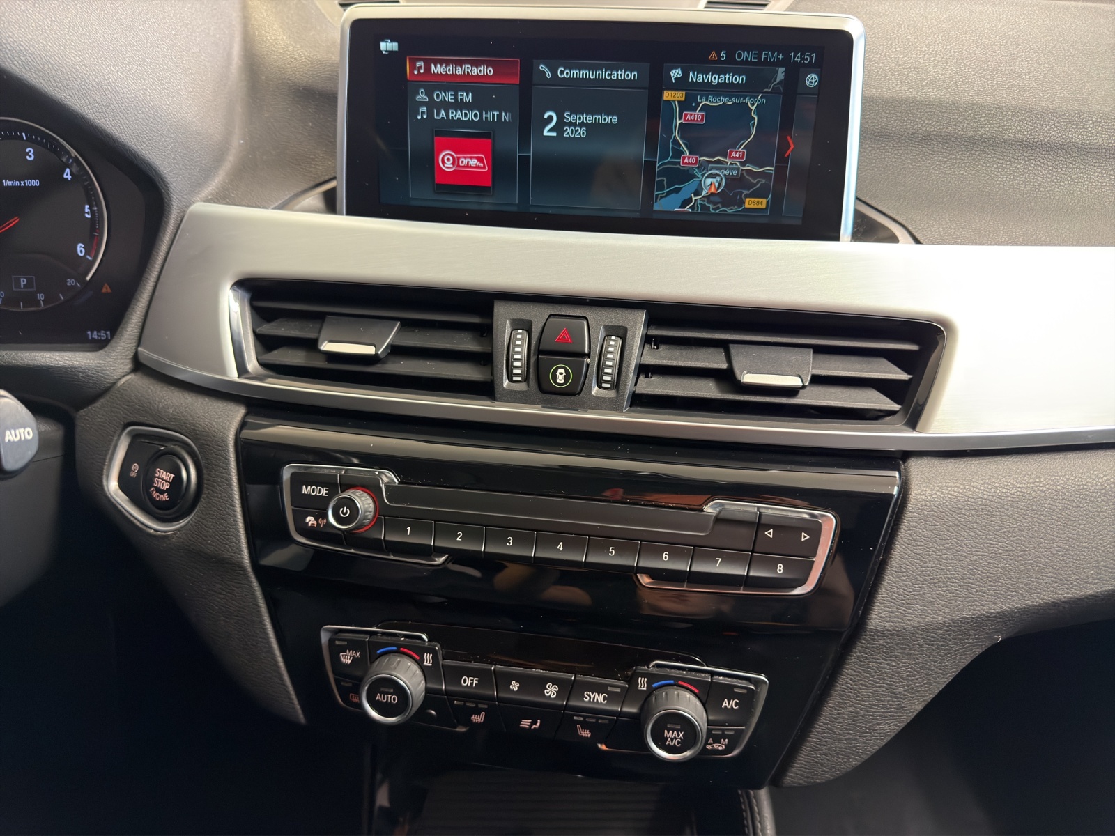 BMW X1 xDrive 20d xLine-image-10