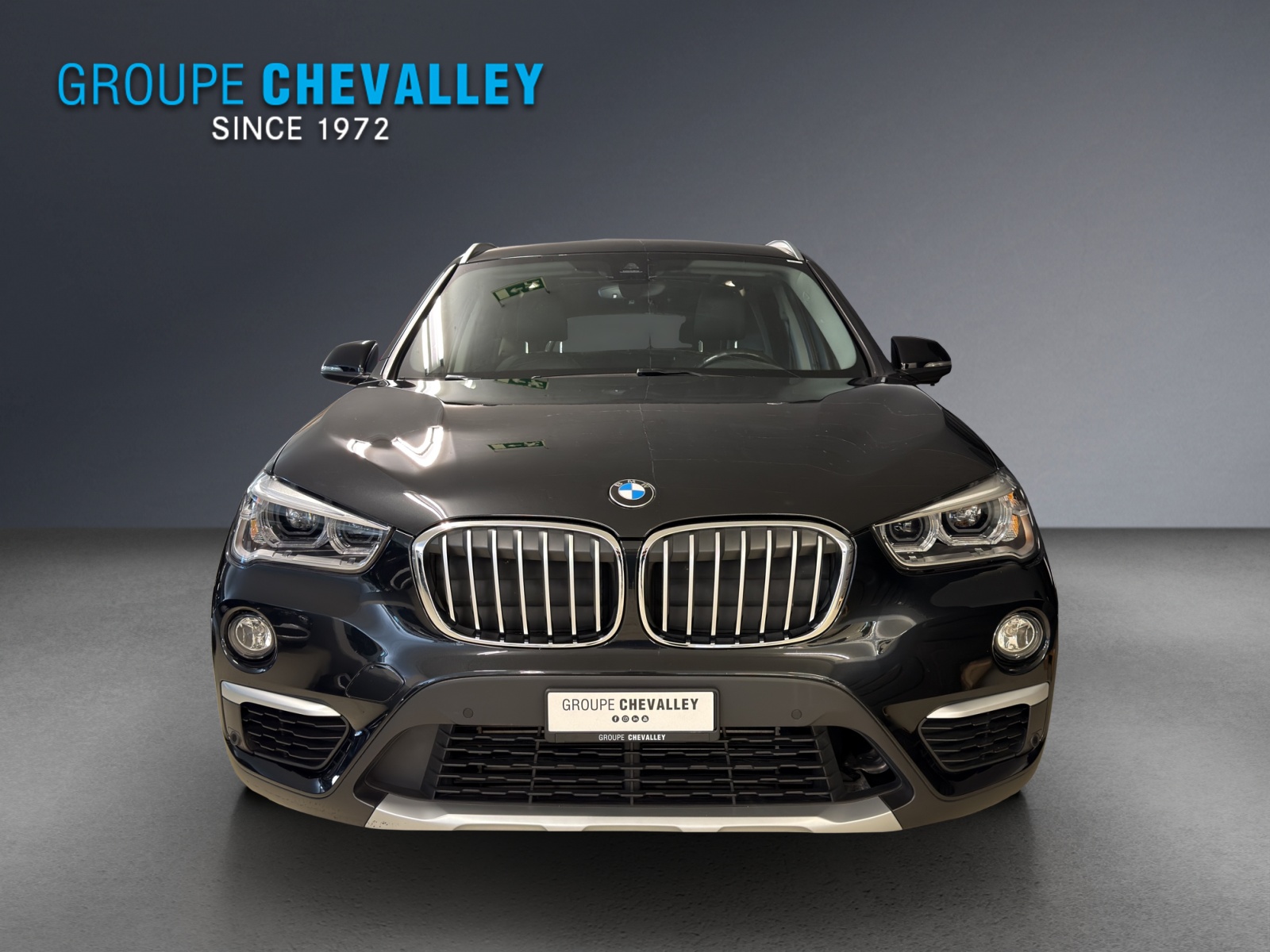 BMW X1 xDrive 20d xLine-showroom-element-1
