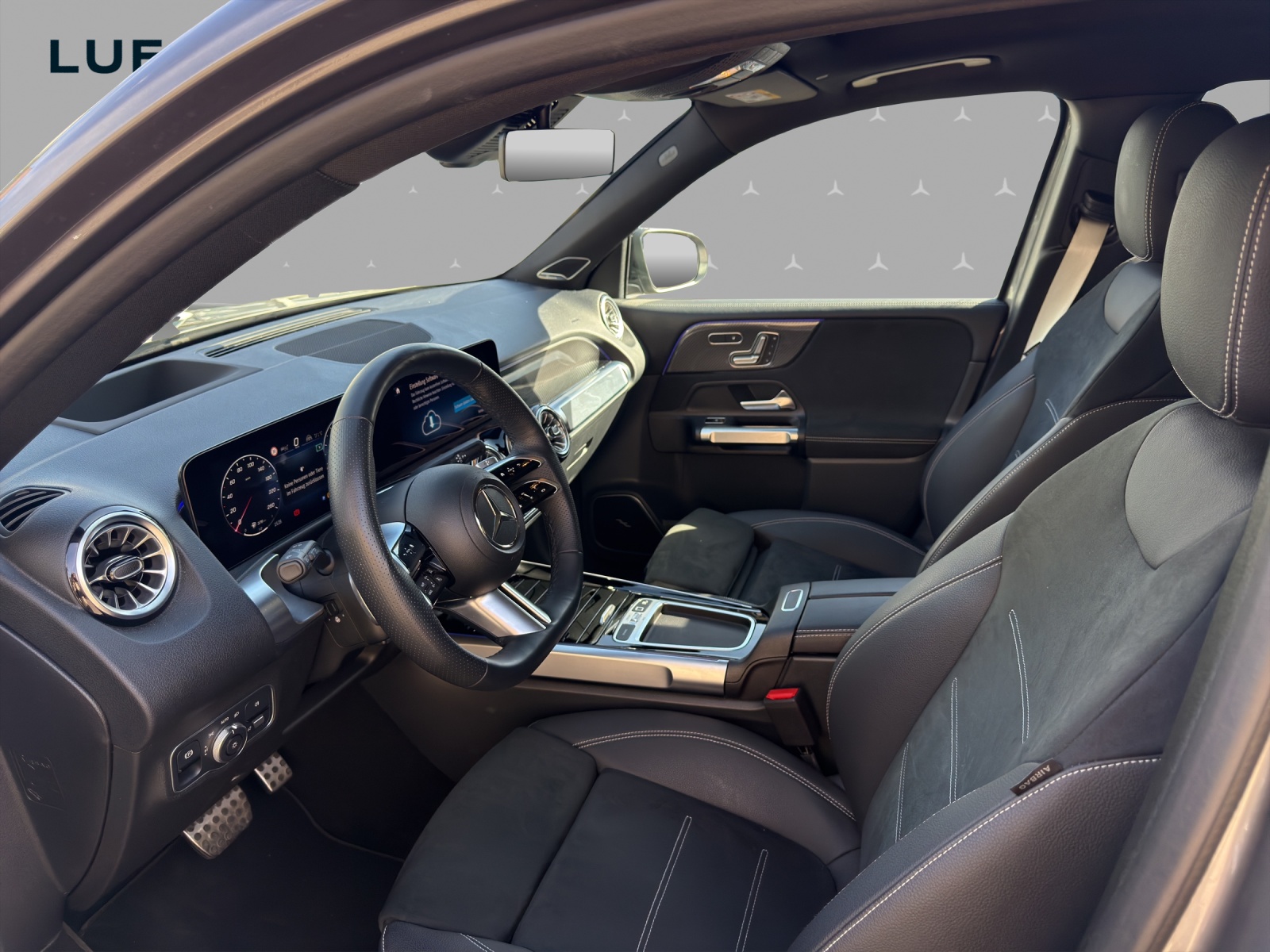 MERCEDES-BENZ GLB 220 4Matic 8G-Tronic-image-7