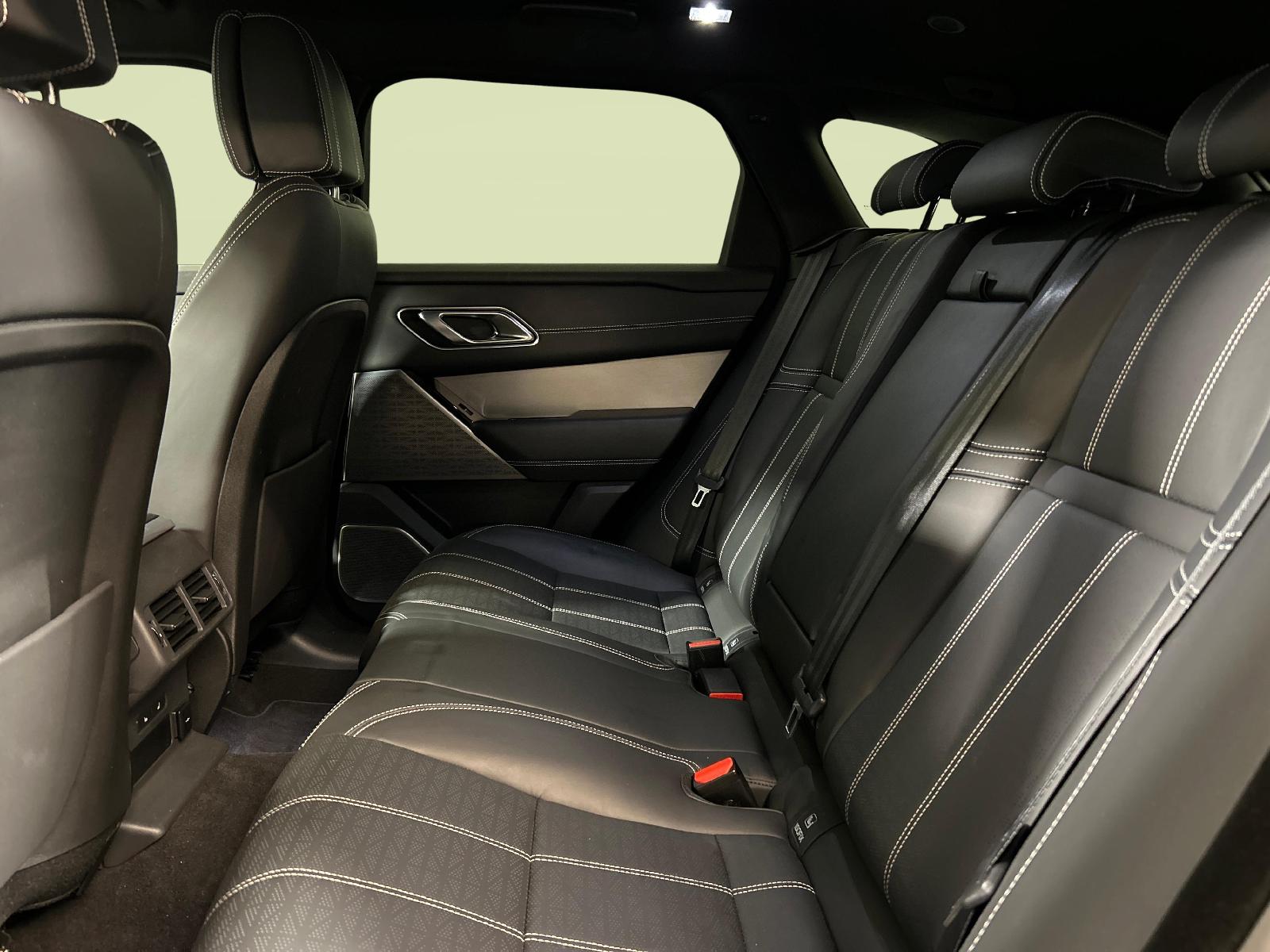 LAND ROVER Range Rover Velar 3.0 I6 R-Dynamic HSE-image-3