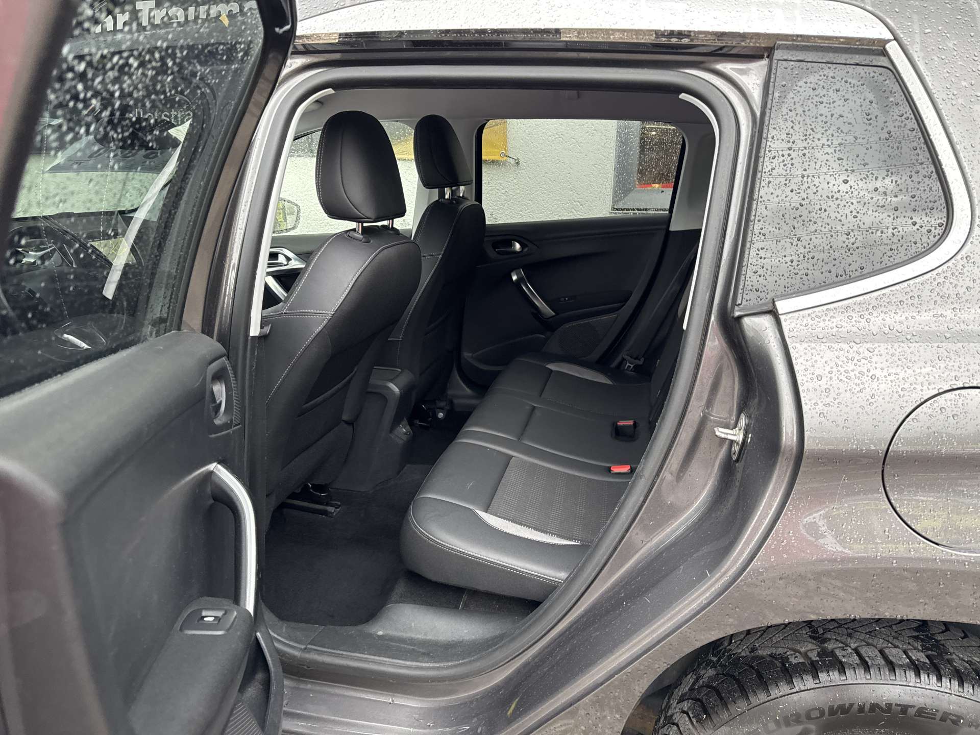 PEUGEOT 2008 1.6 BlueHDi Allure Top-Preis-image-7
