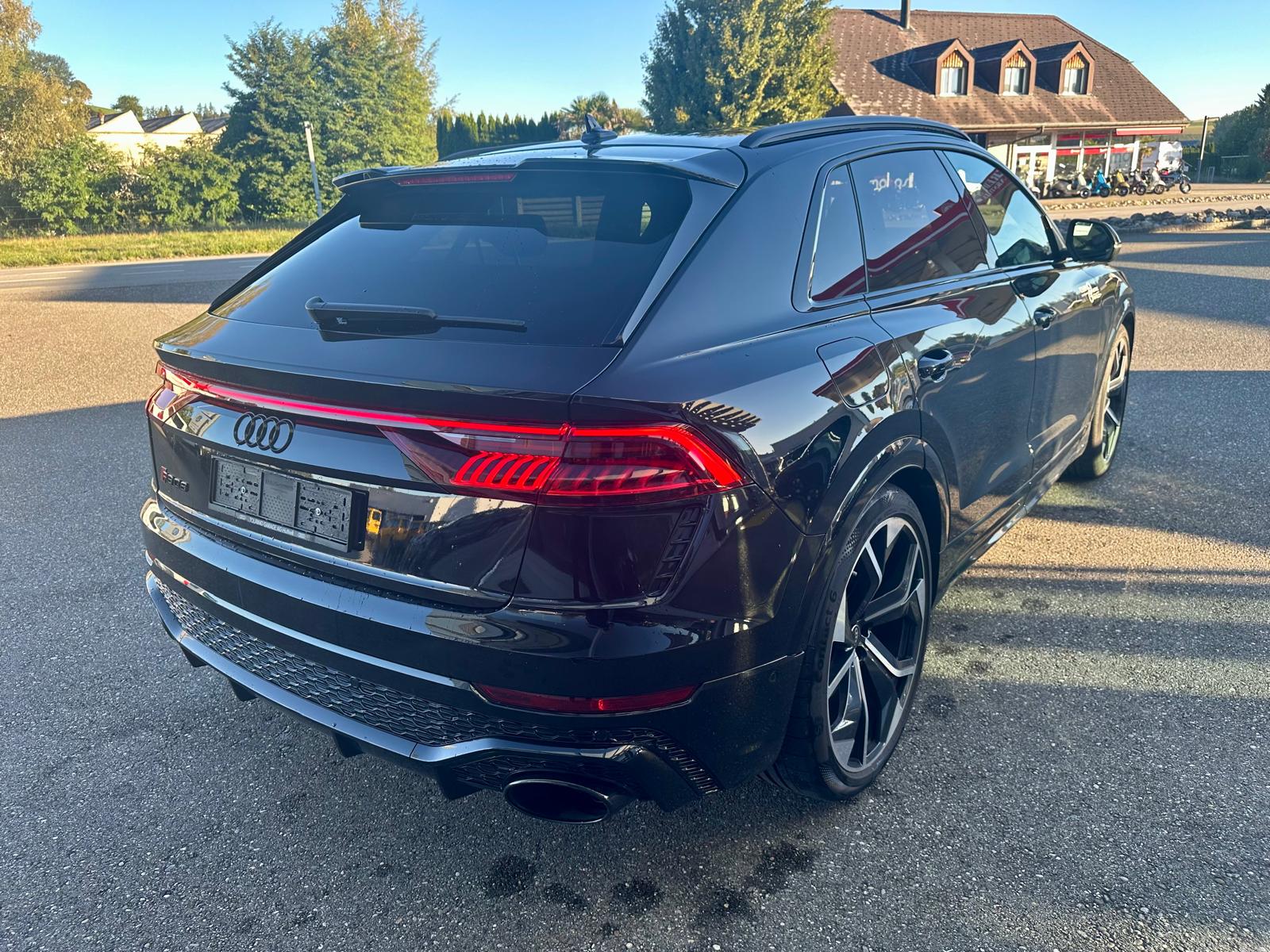 AUDI RSQ8 quattro-image-4