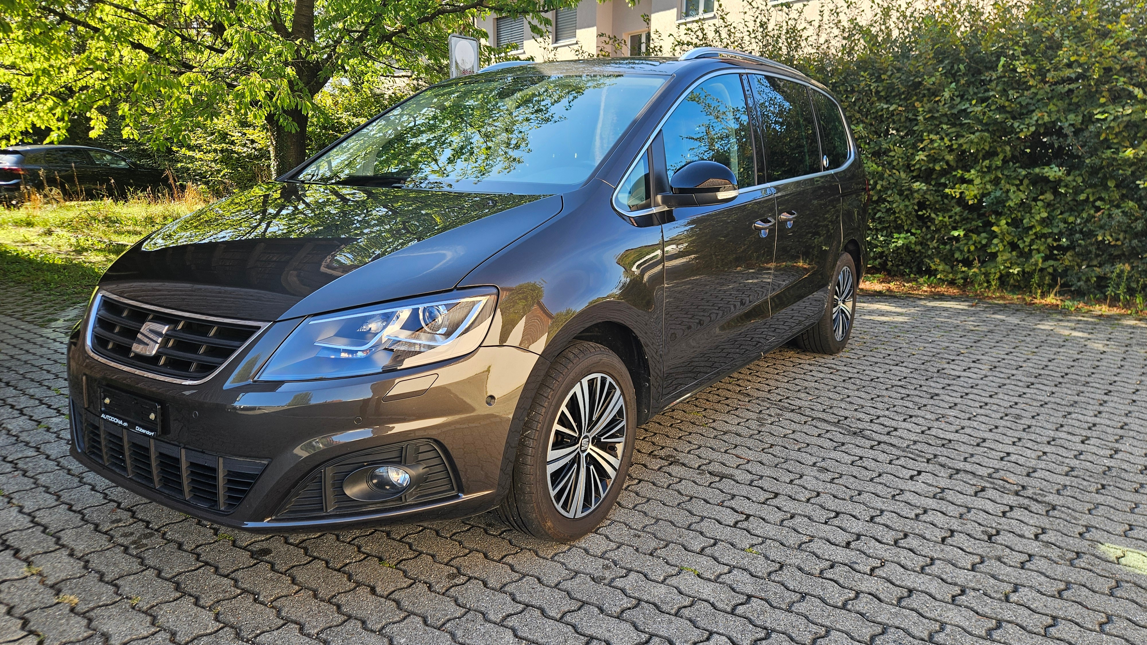 SEAT Alhambra 2.0 TDI Style Advanced 4Drive — slika 1