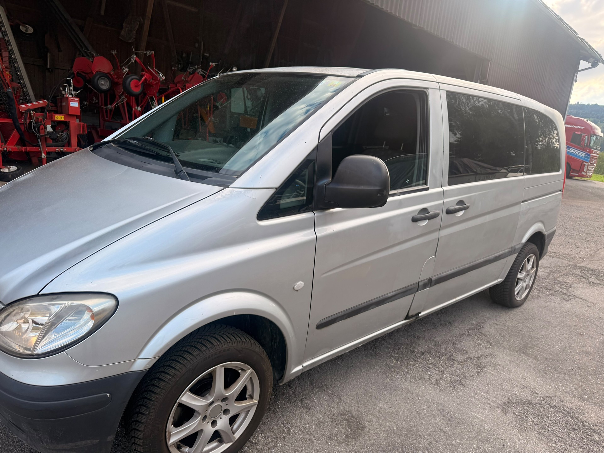 MERCEDES-BENZ Vito 111 CDI-image-2