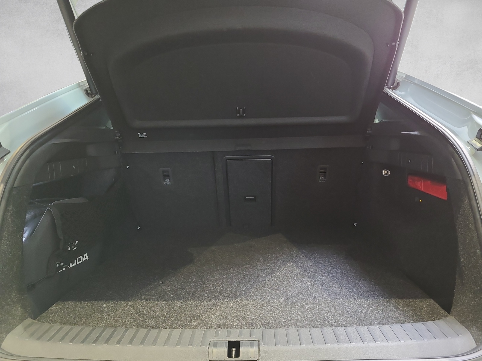 SKODA Enyaq Coupé iV RS 4x4-image-5