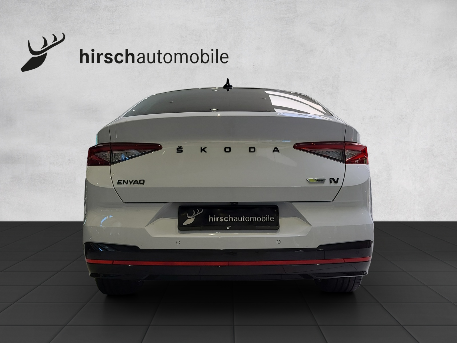 SKODA Enyaq Coupé iV RS 4x4-image-8