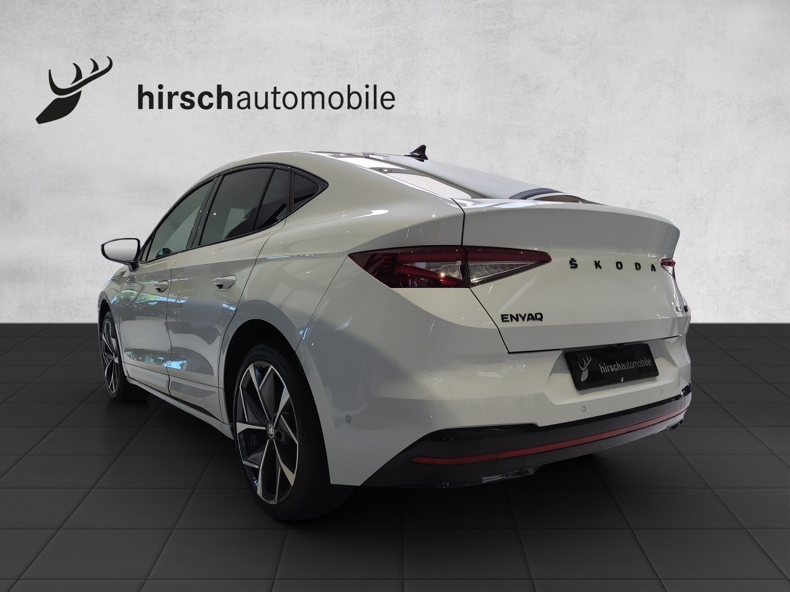 SKODA Enyaq Coupé iV RS 4x4-image-7