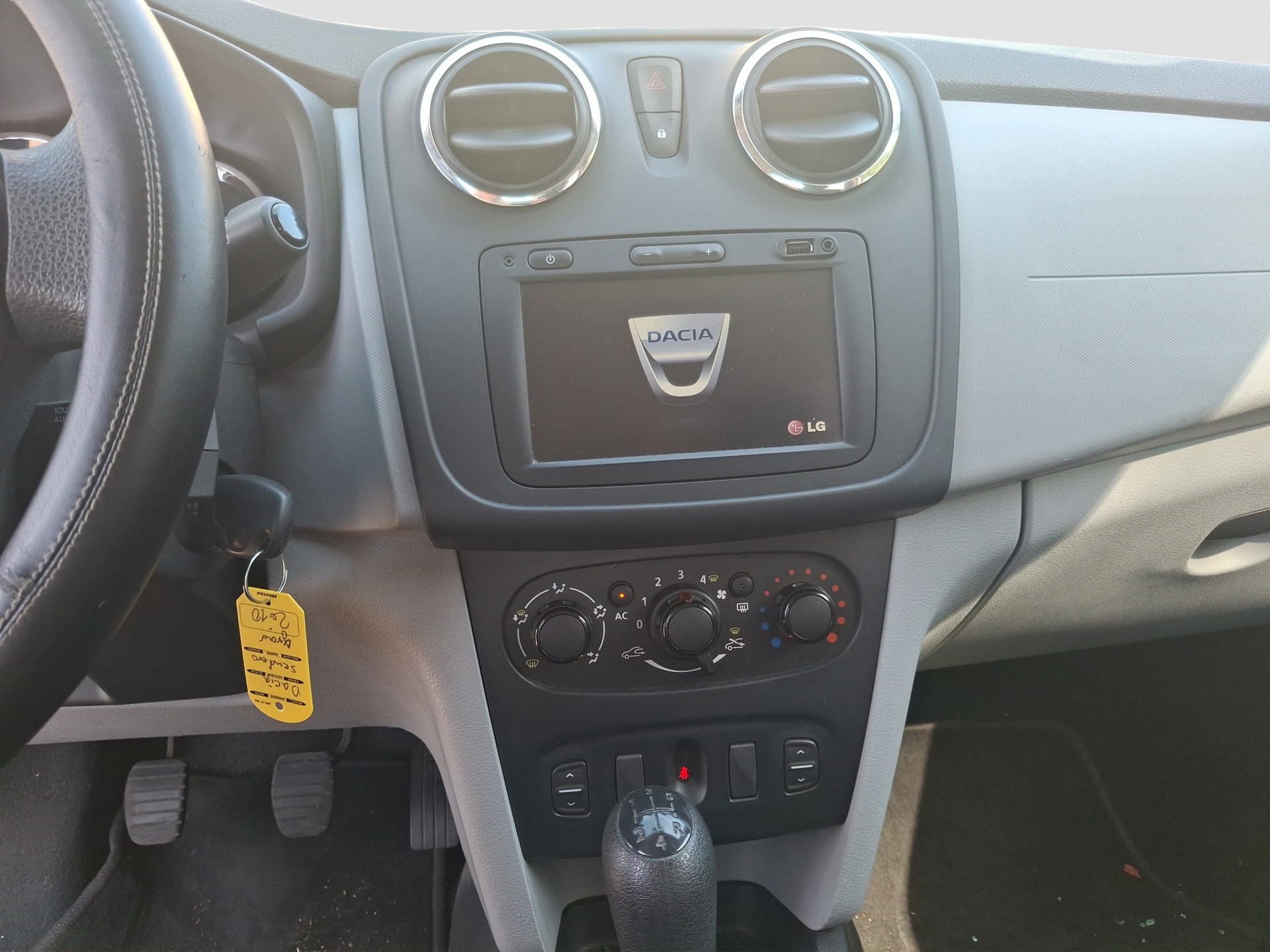 DACIA Sandero 1.2-image-8
