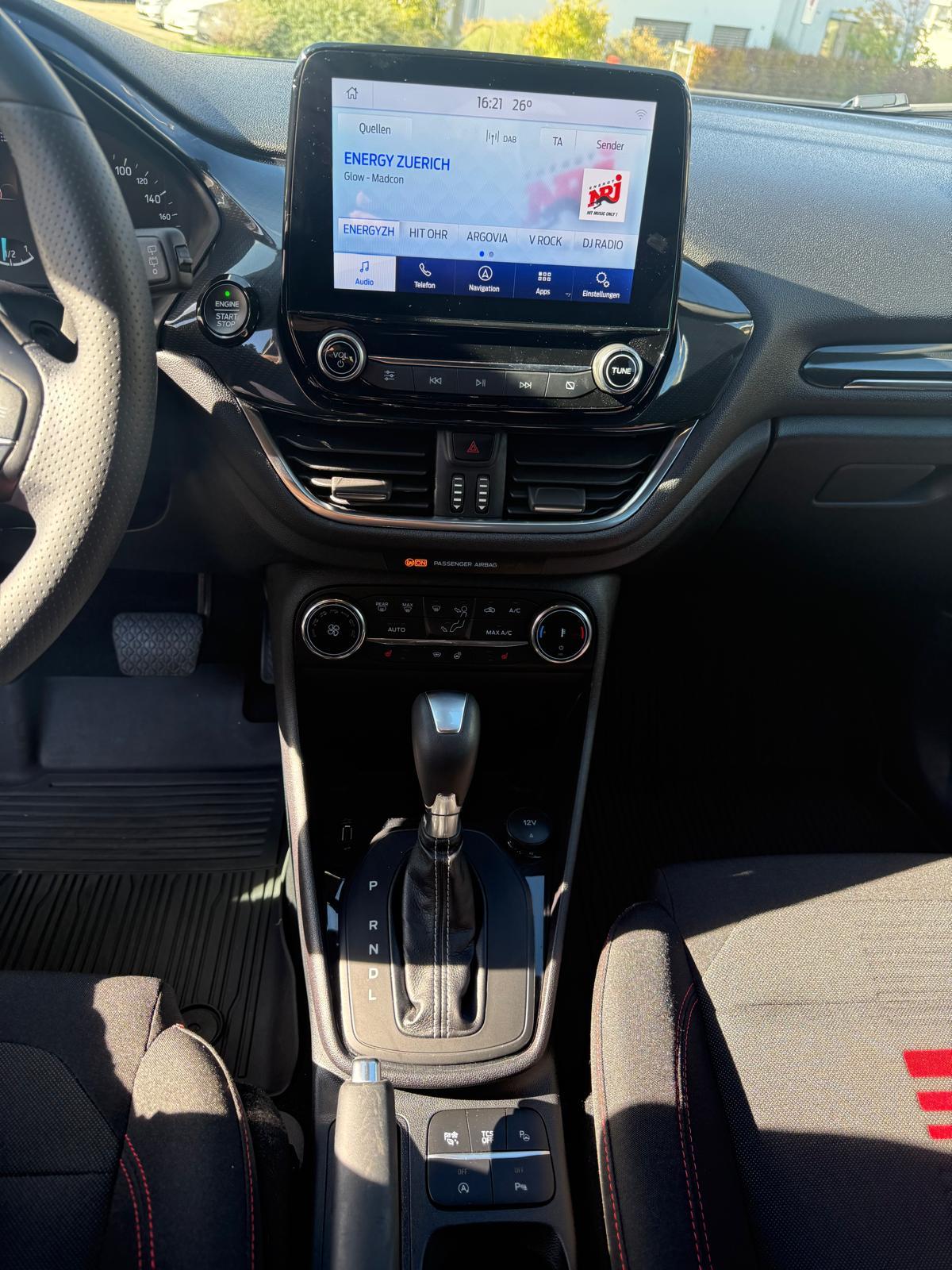 FORD Fiesta 1.0 EcoB Hybrid ST-Line-image-11