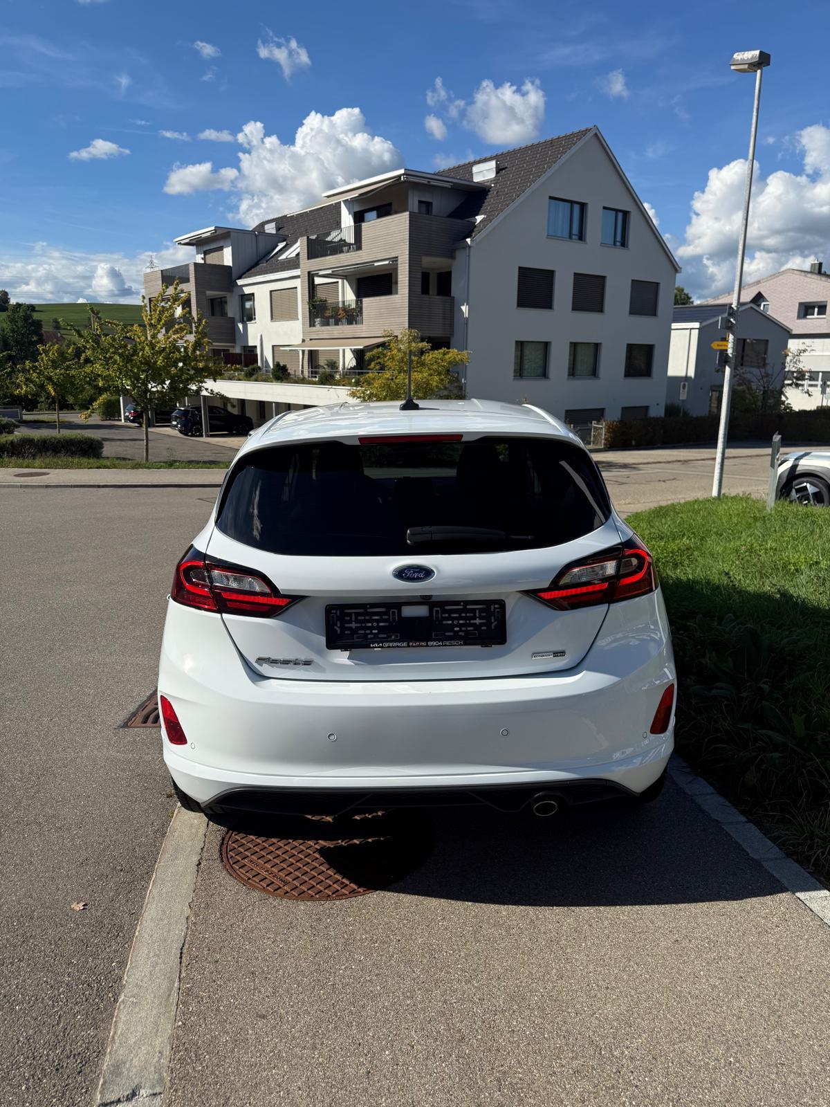 FORD Fiesta 1.0 EcoB Hybrid ST-Line-image-5