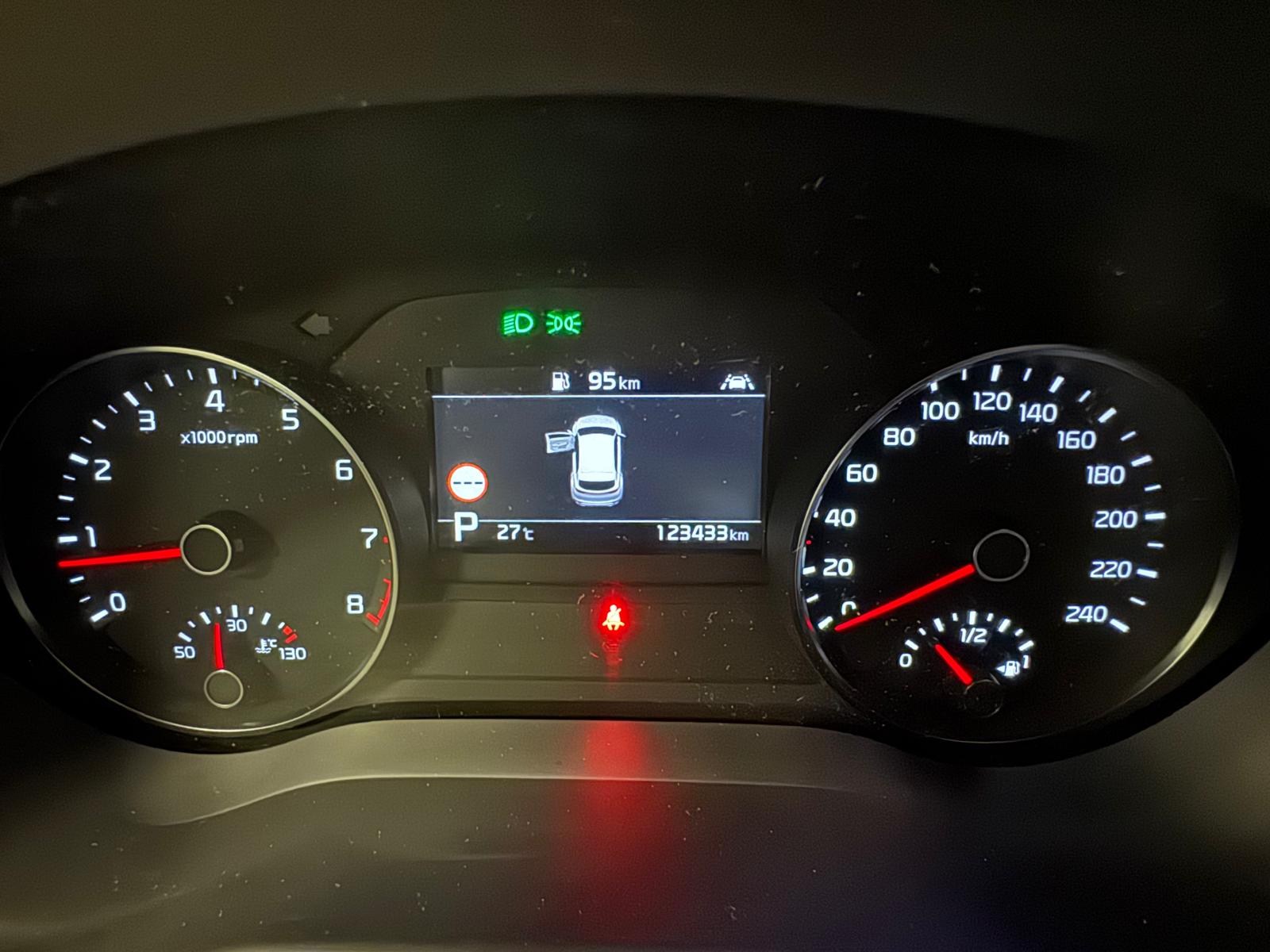 KIA Sportage 1.6 T-GDi Style GT Line 4WD Automat-image-19