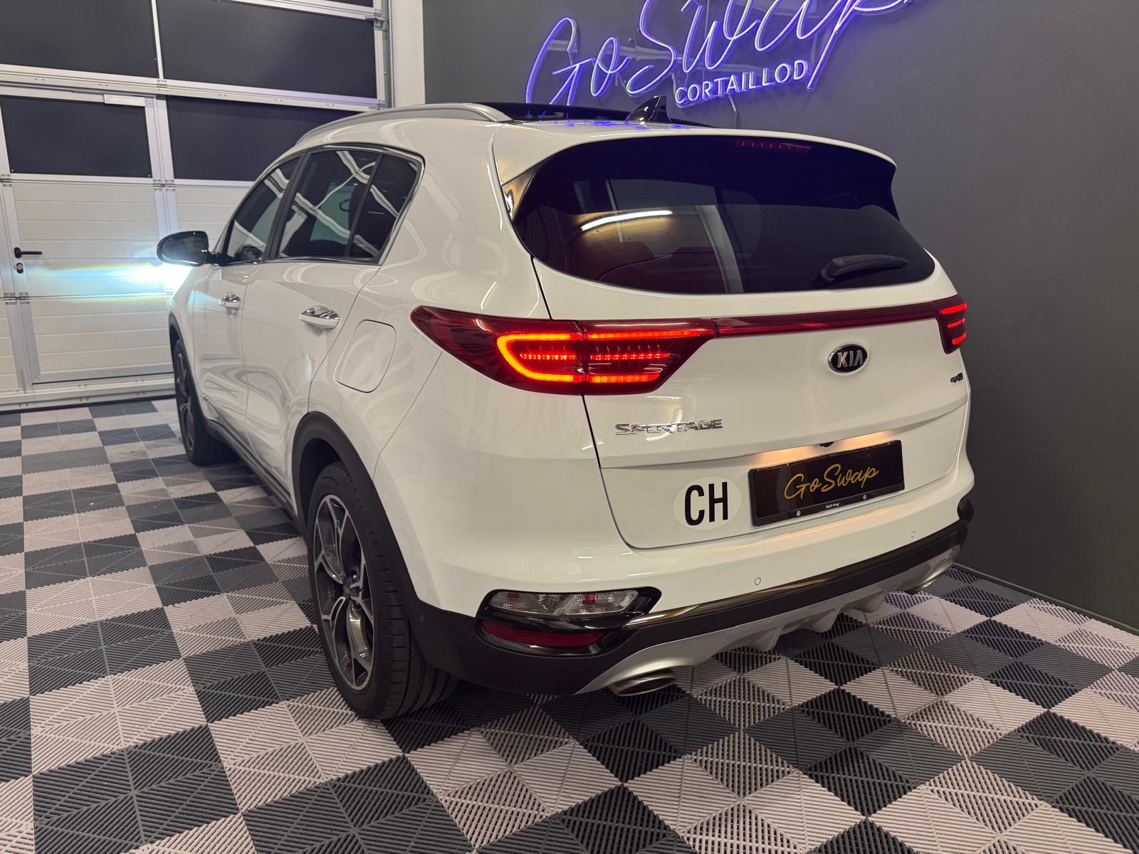 KIA Sportage 1.6 T-GDi Style GT Line 4WD Automat-image-3