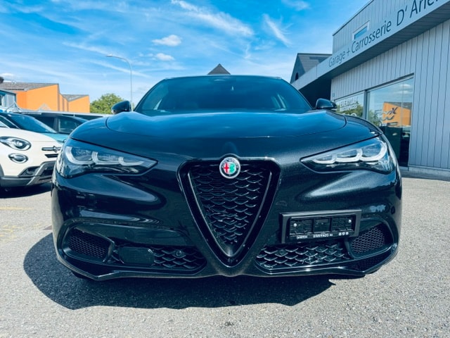 ALFA ROMEO Stelvio 2.0 Veloce Q4 AT8 Swiss Sky-image-2
