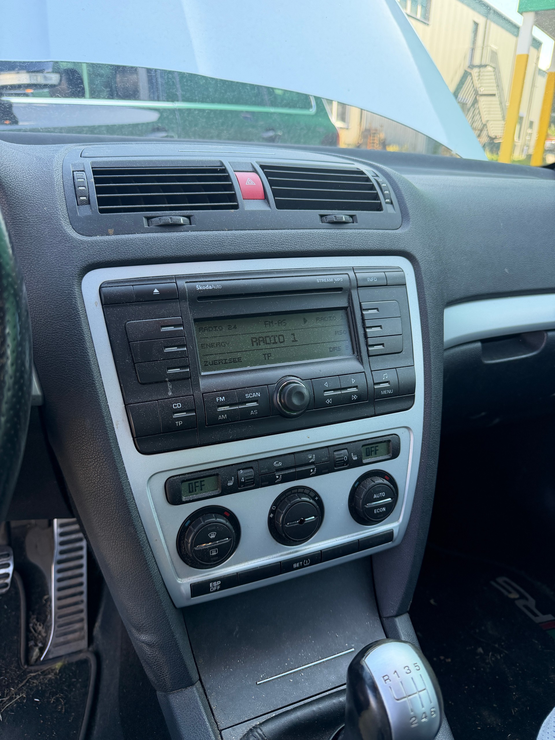 SKODA Octavia 2.0 TFSI RS-image-9