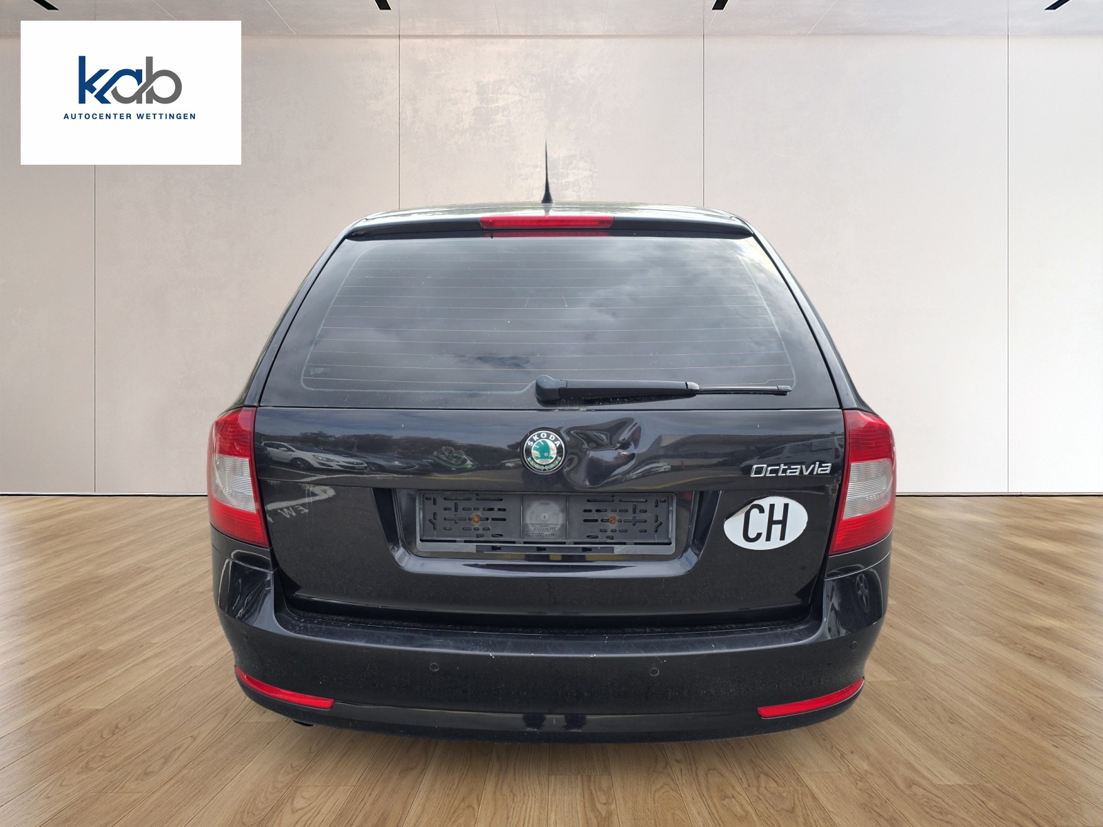 SKODA Octavia Combi 1.2 TSI Elegance-image-4