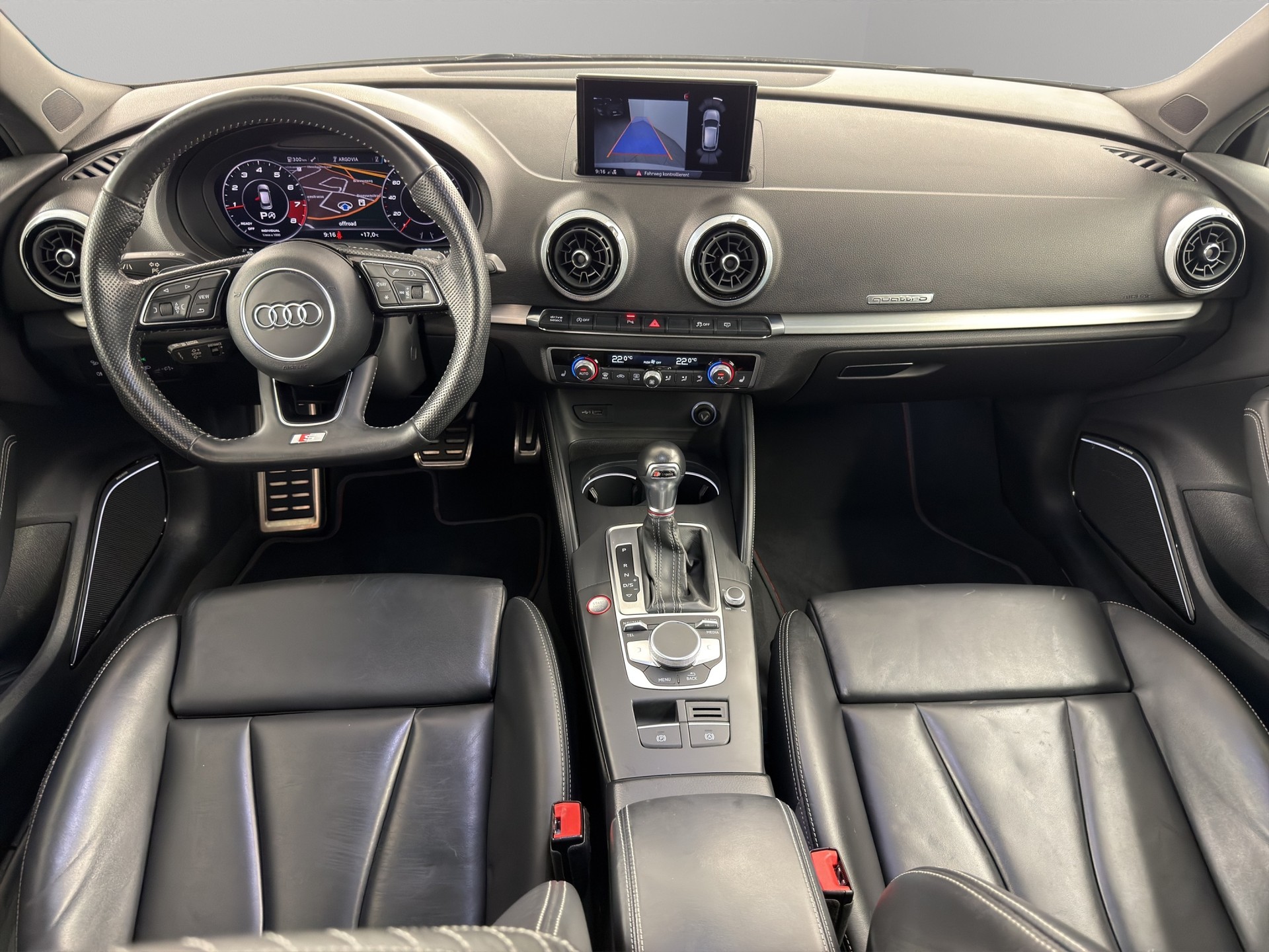 AUDI S3 Sportback 2.0 T FSI quattro S-Tronic-image-10