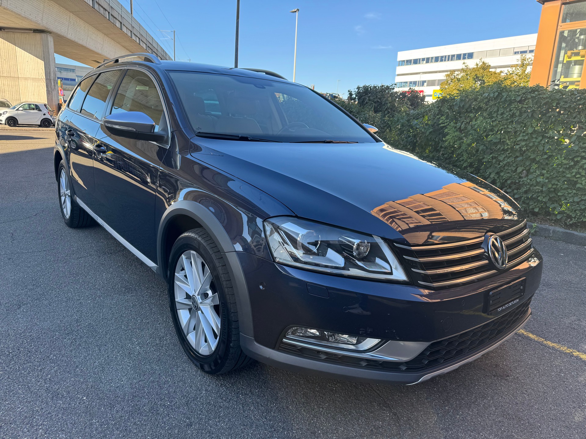 VW Passat Alltrack 2.0 TSI 4Motion DSG-image-1