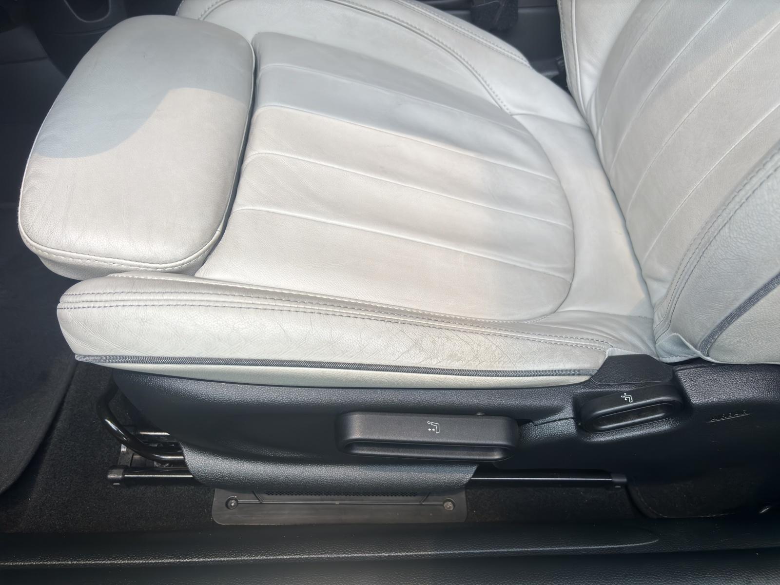 MINI Cabrio F57 2.0i Cooper S SAG-image-18