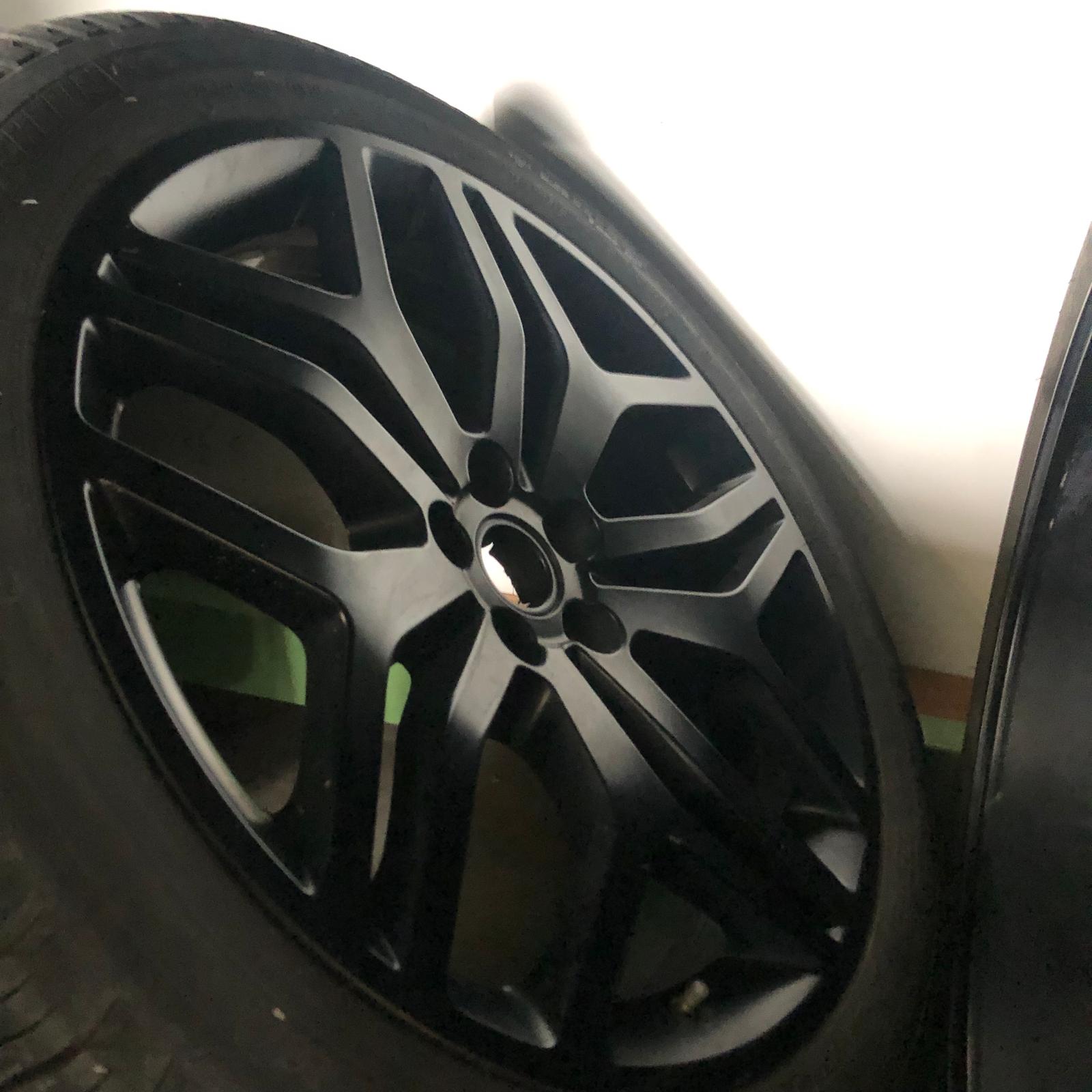 LAND ROVER 2.0 Si4 HSE Dynamic-image-5