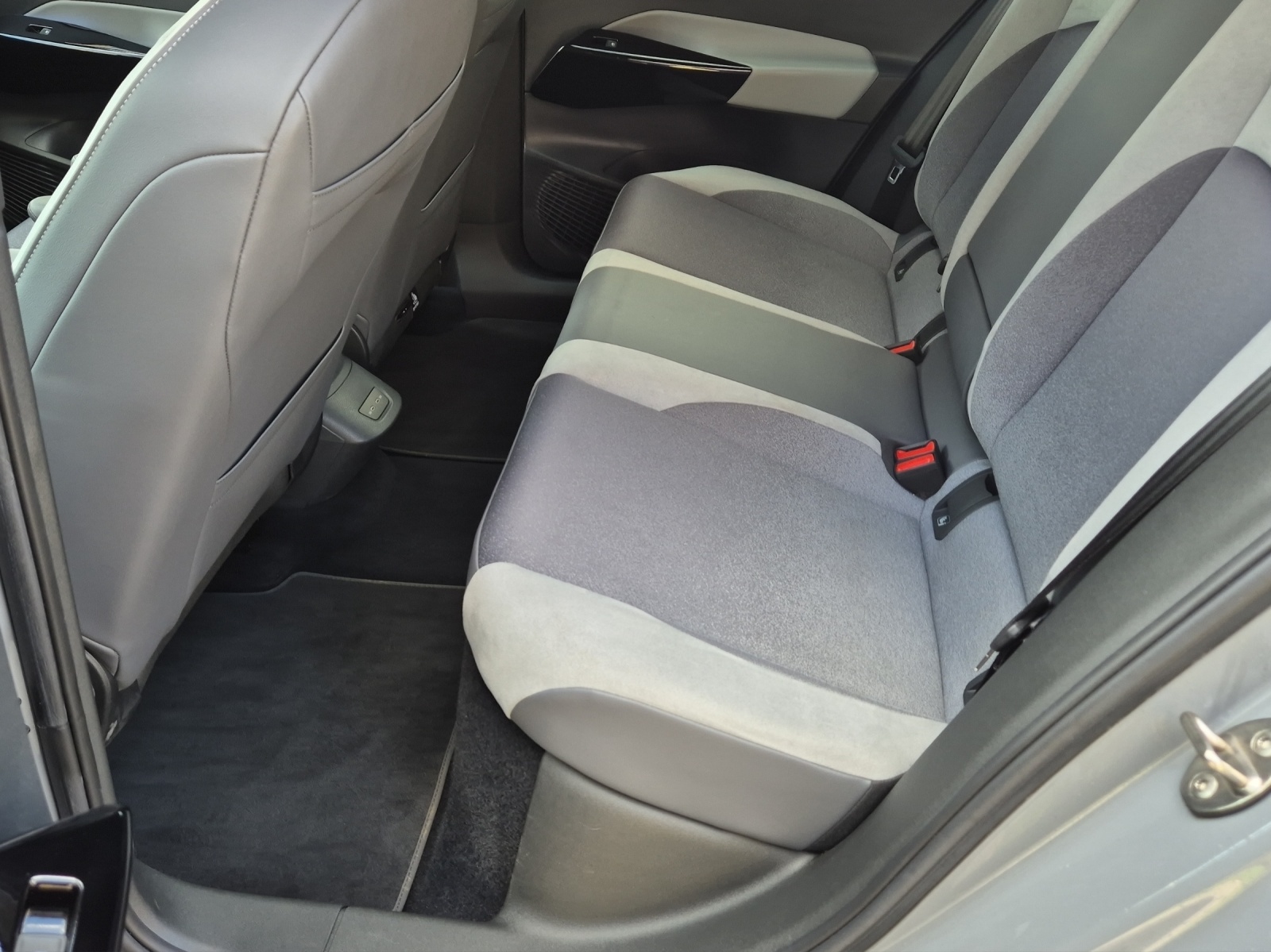 VW ID.3 Pro Performance 58 kWh Business-image-11
