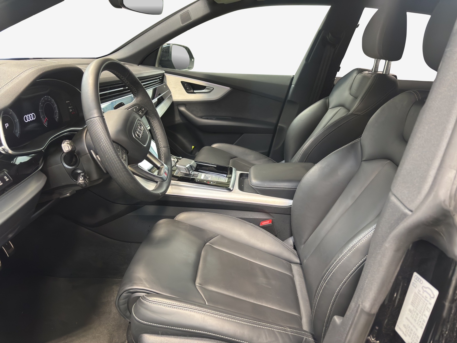 AUDI Q8 SUV TDI quattro 210 kW tiptronic-image-7