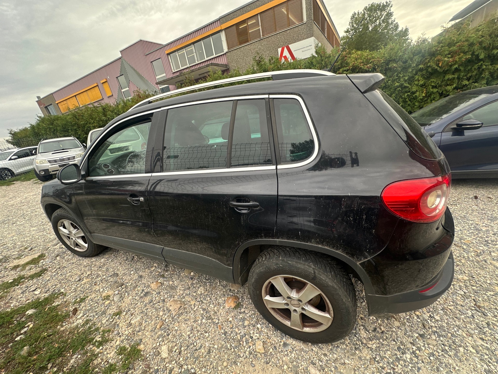 VW Tiguan 2.0 TSI Sport&Style-image-4