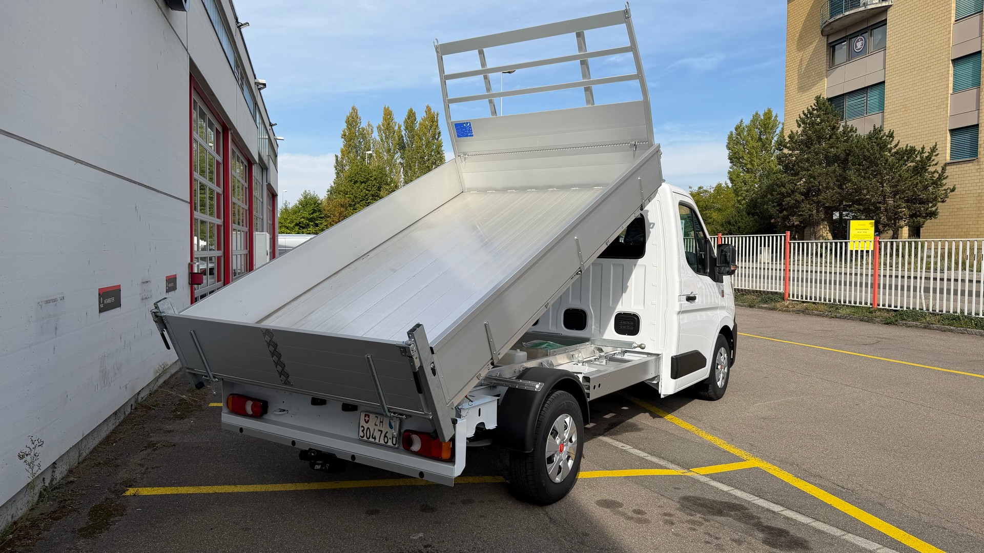 RENAULT E-Tech Master L2H1 3-Seiten Kipper-image-4