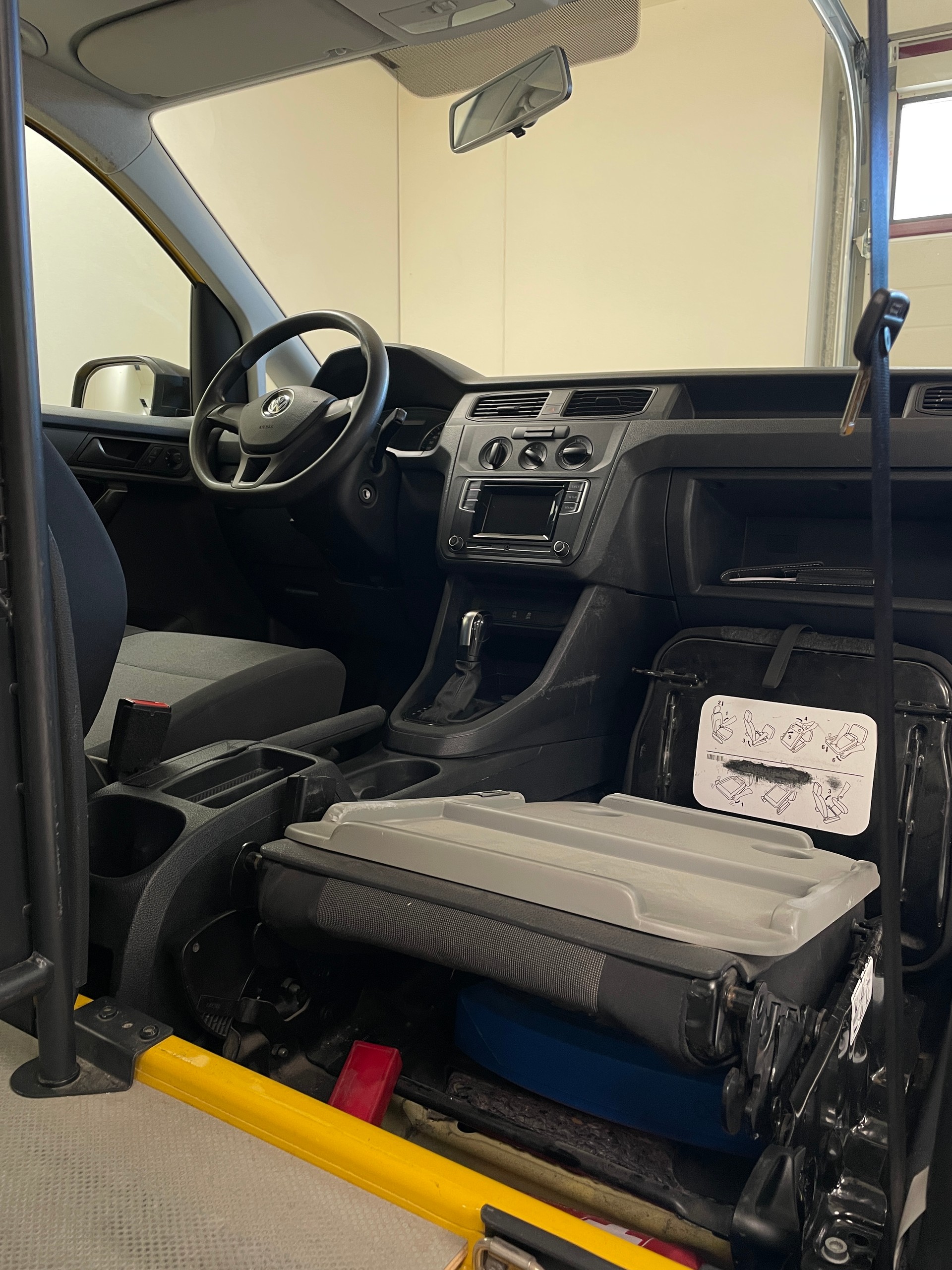 VW Caddy Maxi 2.0TDI 4Mot. BlueMotion Technology DSG-image-16