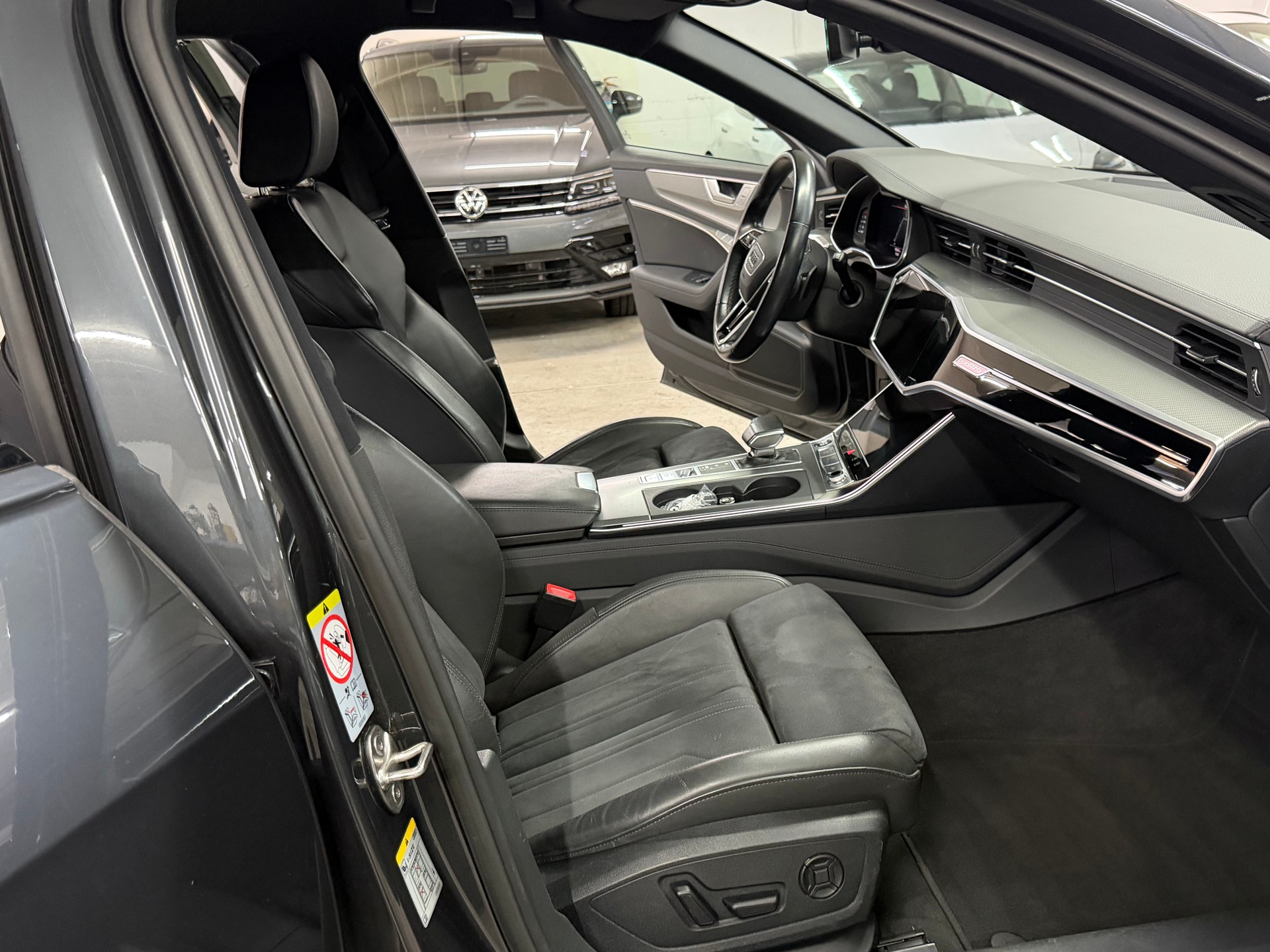 AUDI A6 Avant 40 TDI Sport quattro S-tronic-image-15