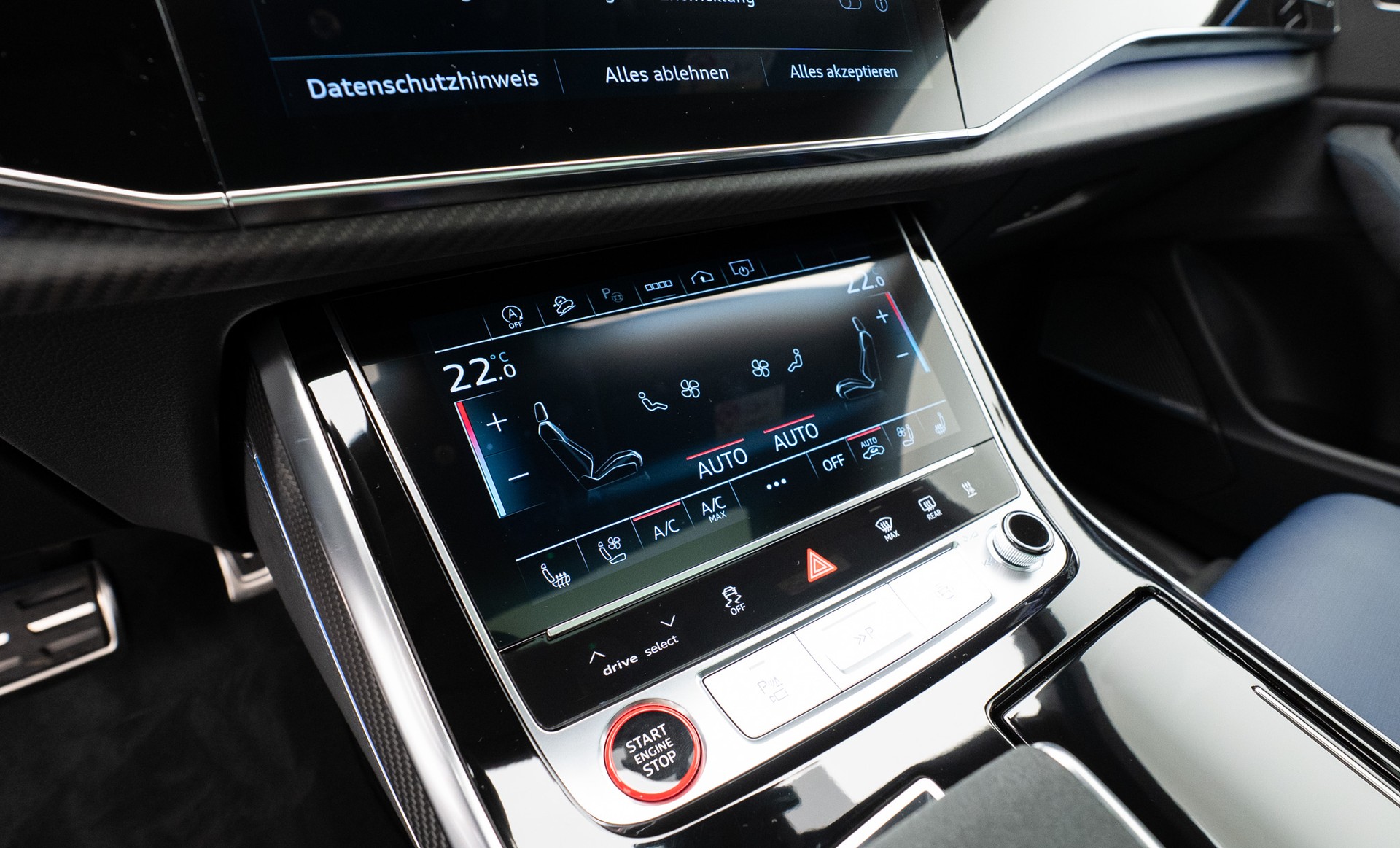 AUDI RSQ8 performance quattro-image-17