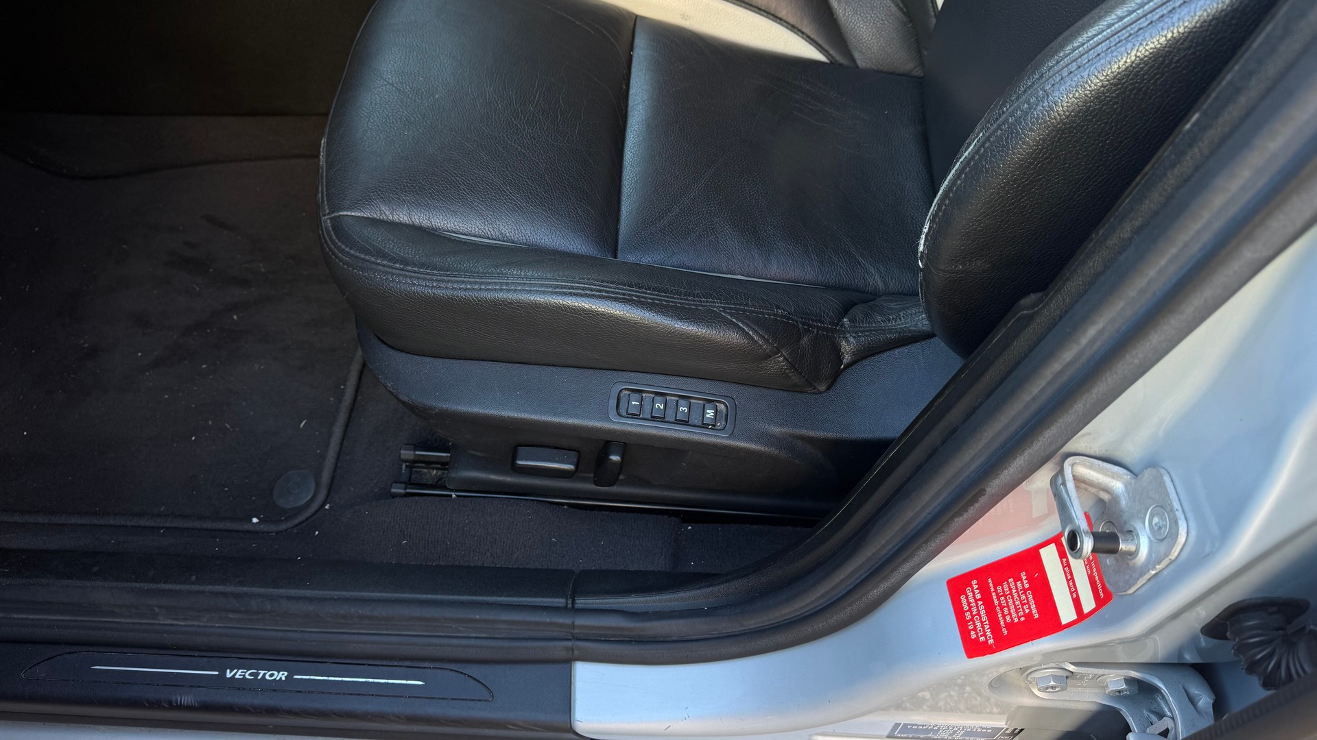 SAAB 9-3 1.9 TTiD Aero Automatic-image-8