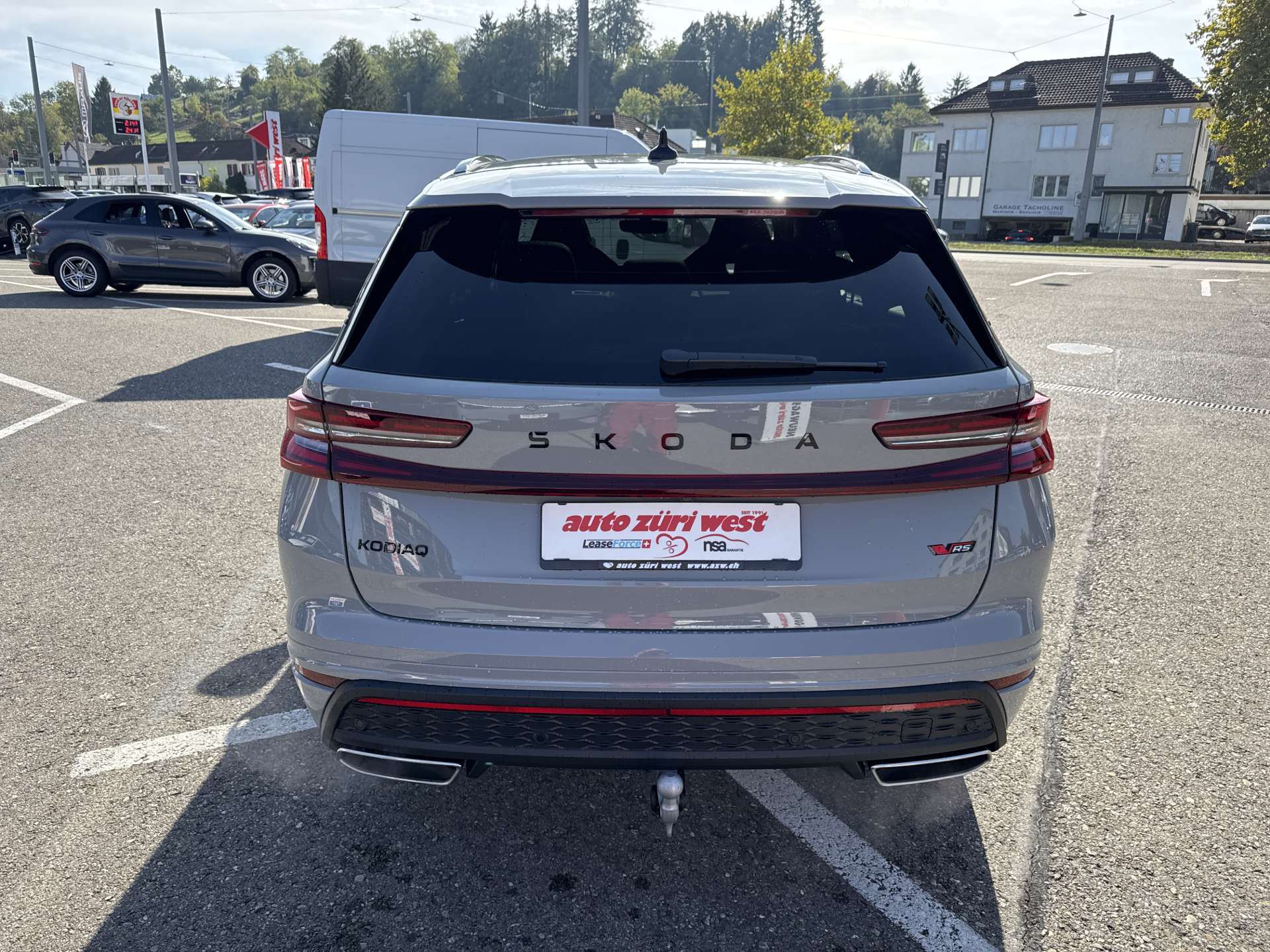 SKODA Kodiaq 2.0 TSi RS 266PS 7-Plätzer 4x4 DSG-Automat-image-14