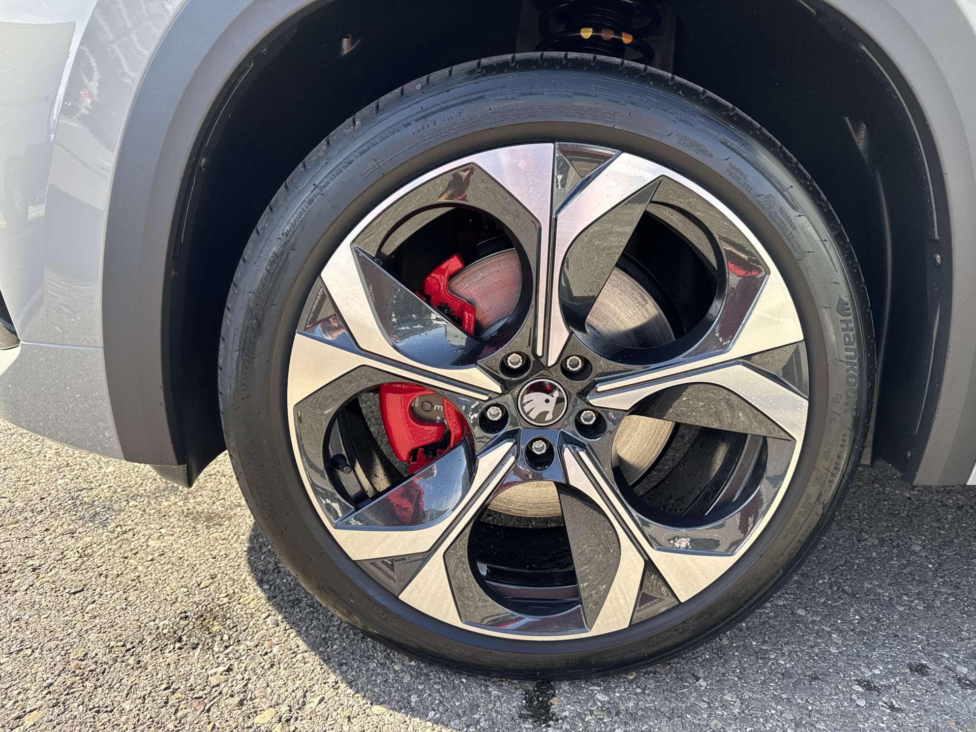 SKODA Kodiaq 2.0 TSi RS 266PS 7-Plätzer 4x4 DSG-Automat-image-8