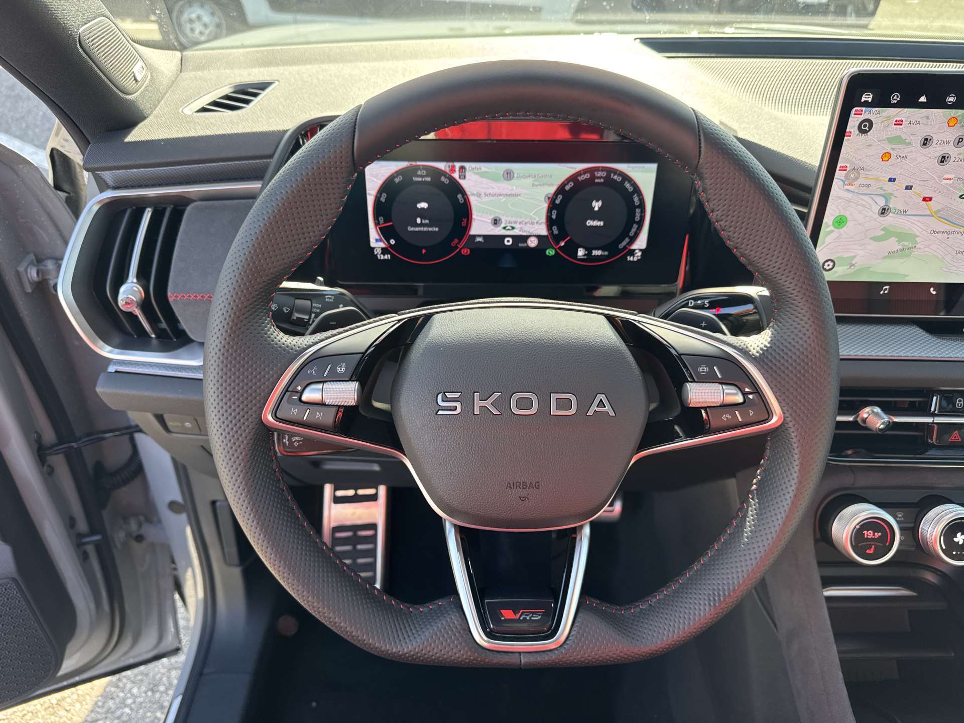 SKODA Kodiaq 2.0 TSi RS 266PS 7-Plätzer 4x4 DSG-Automat-image-15