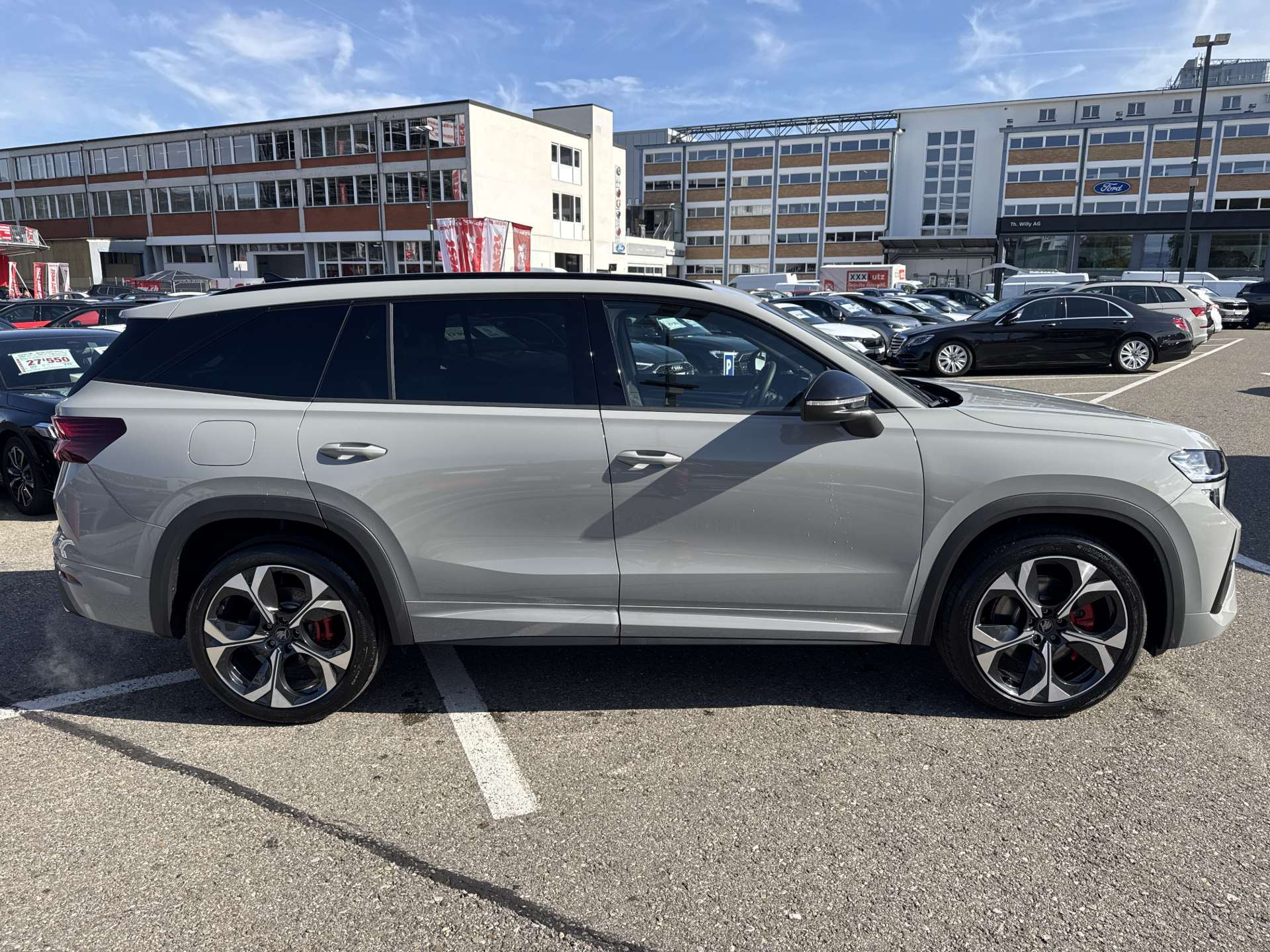SKODA Kodiaq 2.0 TSi RS 266PS 7-Plätzer 4x4 DSG-Automat-image-10