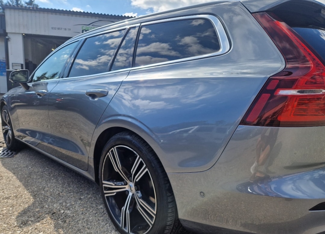 VOLVO V60 T6 eAWD Twin Engine Inscription Geartronic-image-3