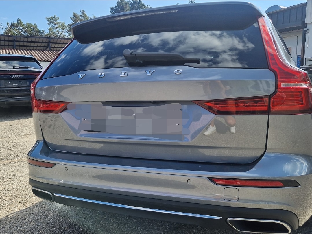 VOLVO V60 T6 eAWD Twin Engine Inscription Geartronic-image-4