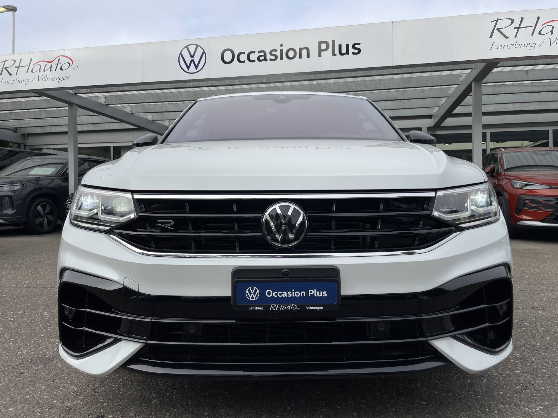 VW Tiguan 2.0 TSI R DSG*AHK*Leder*Schiebedach*Akrapovic*-image-1