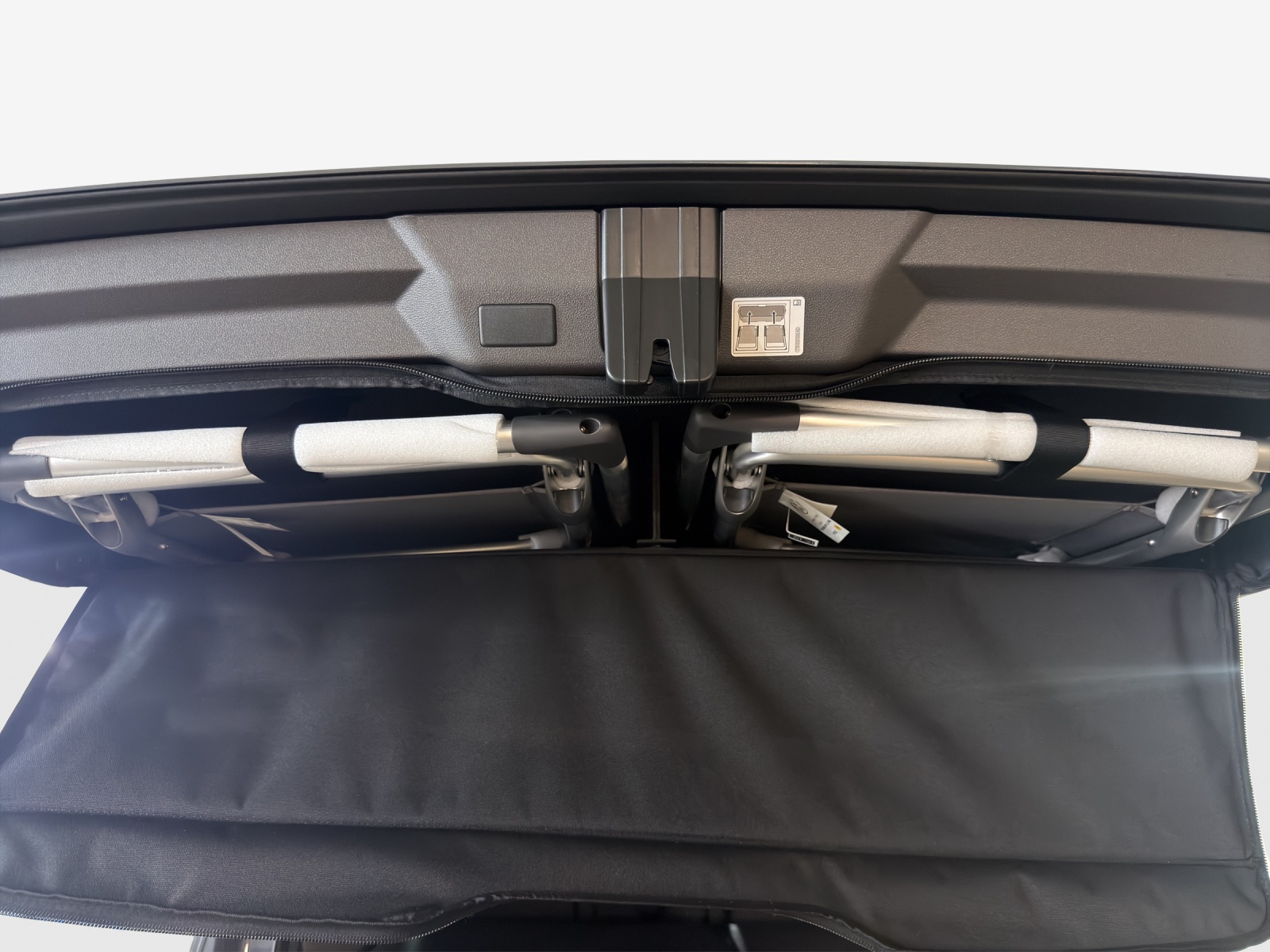 VW California 2.0 TDI Beach Tour Liberty-image-13
