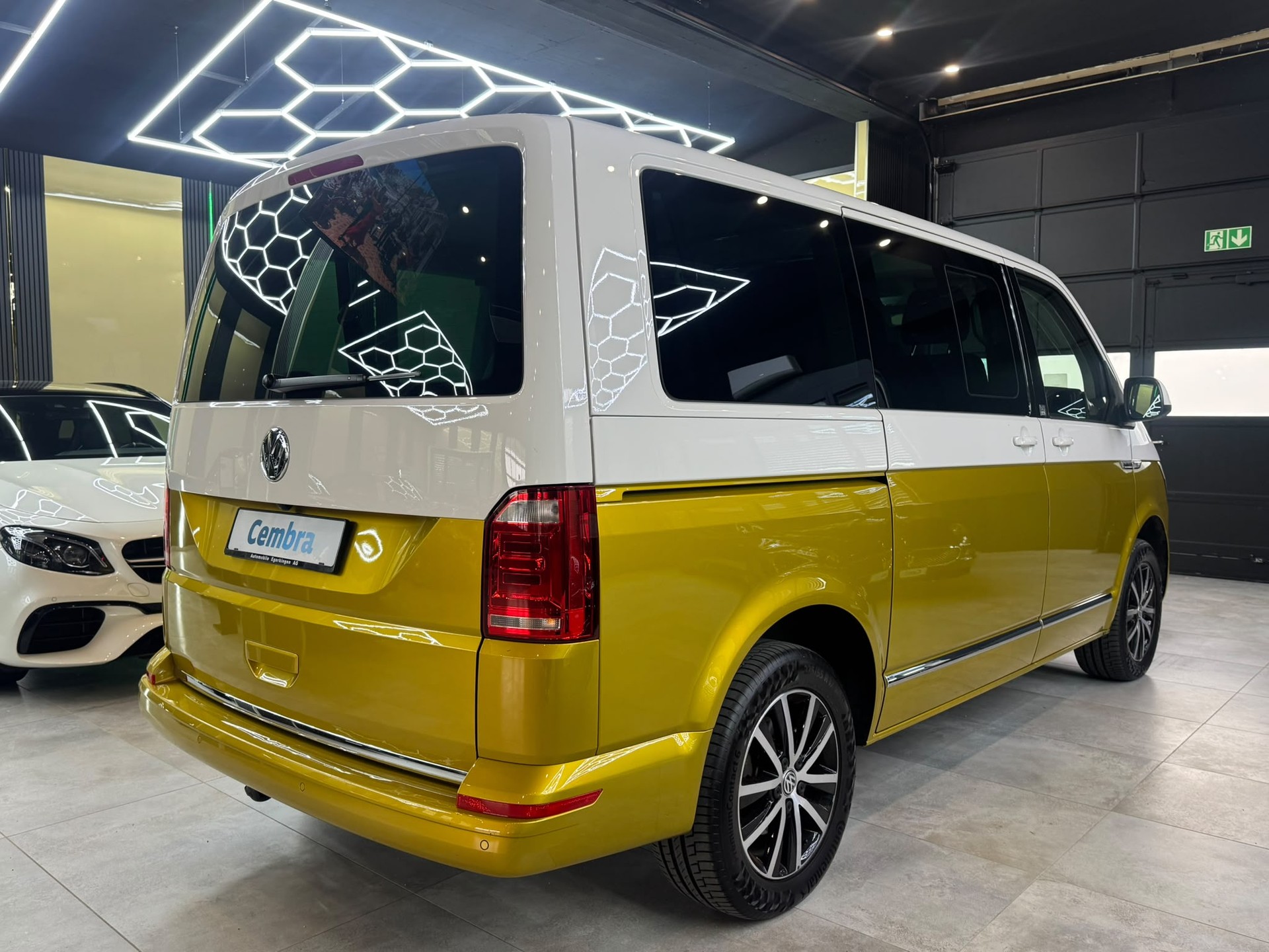 VW 9 Plätzer T6 Caravelle 2.0 Bi-TDI Comfort Lib. 4Mot. DSG LWB-image-4
