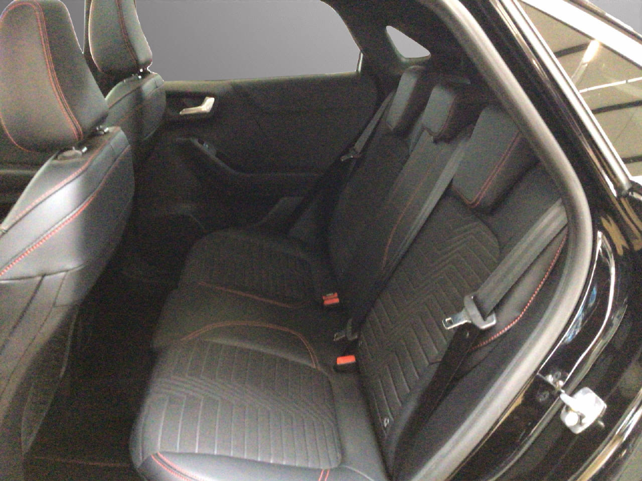 FORD Puma 1.0 mHEV 155 PS ST-Line X-image-5