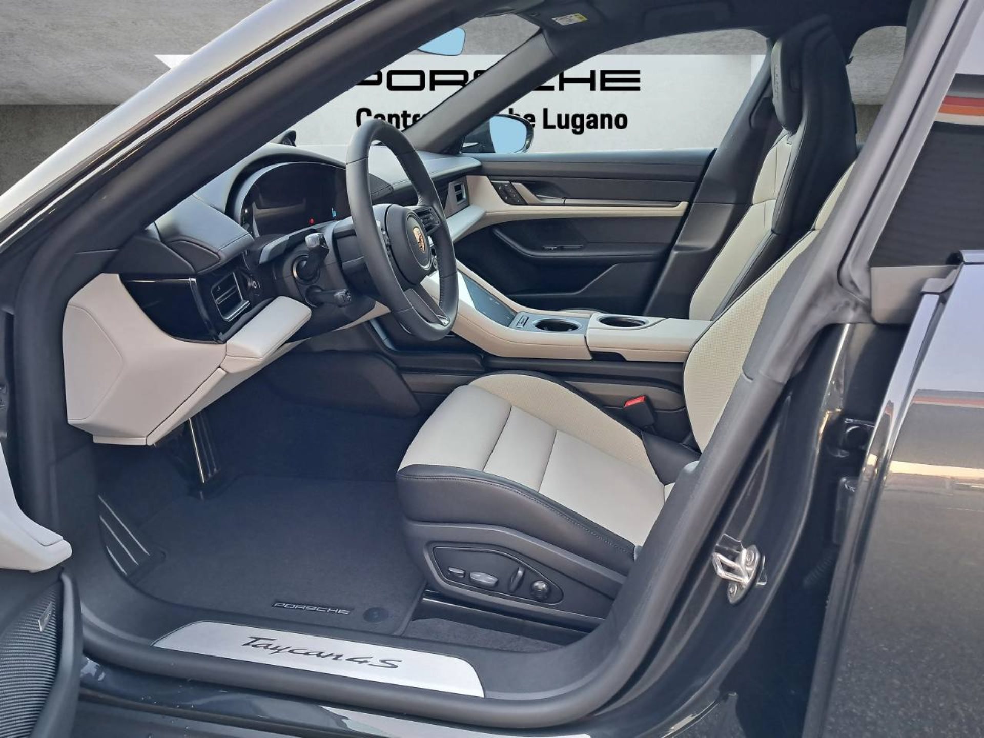 PORSCHE Taycan 4S Cross Turismo-image-3