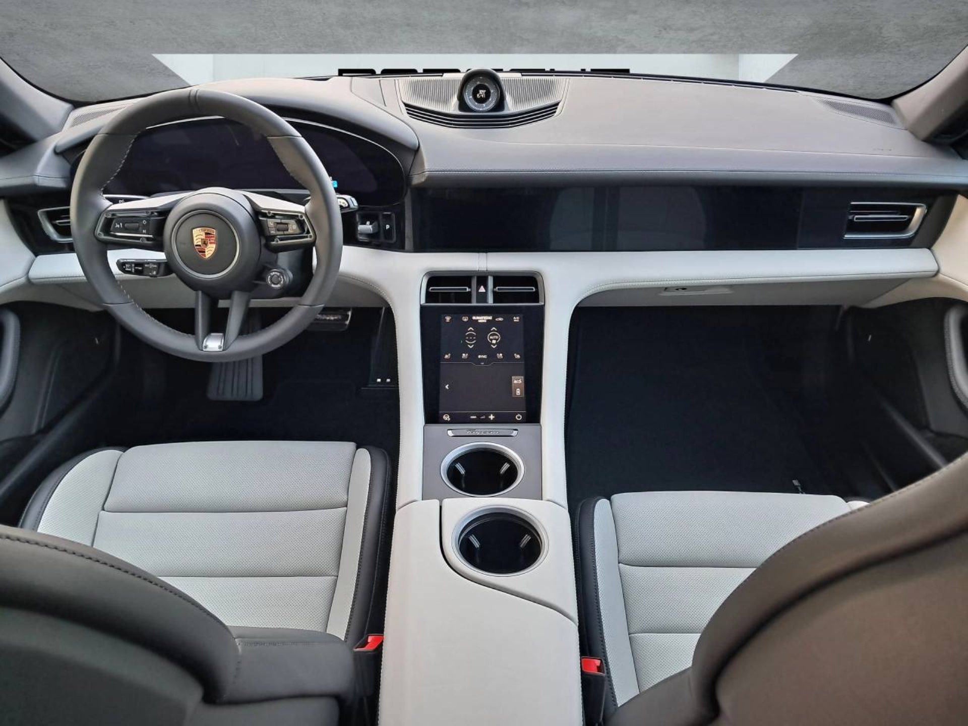PORSCHE Taycan 4S Cross Turismo-image-15