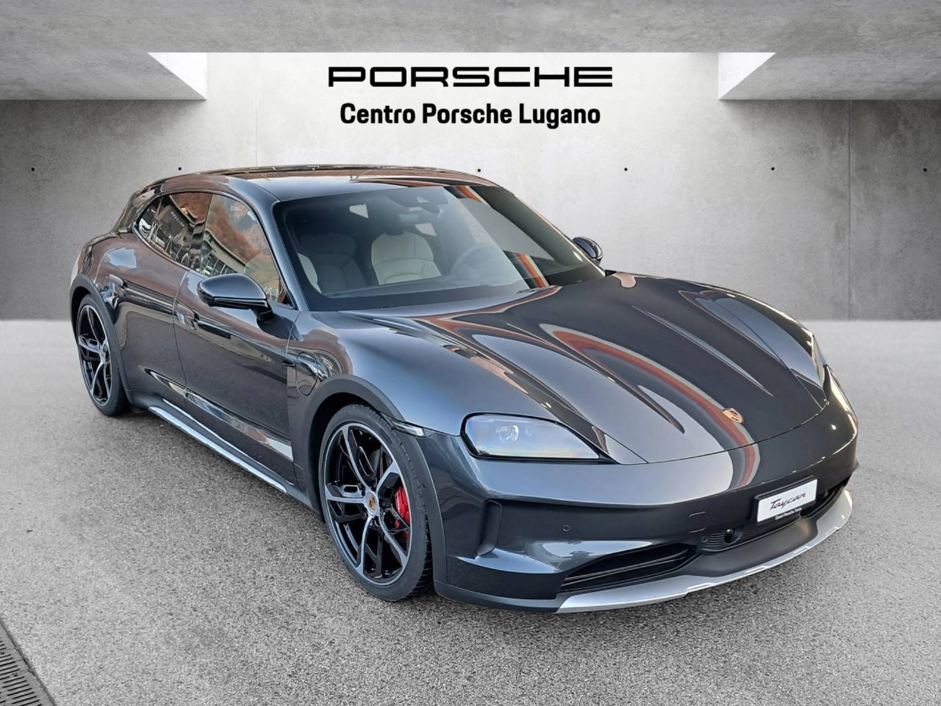 PORSCHE Taycan 4S Cross Turismo-image-5