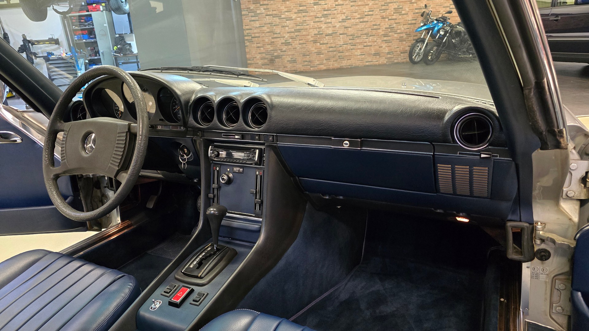 MERCEDES-BENZ SLC 280 Veteran-image-26