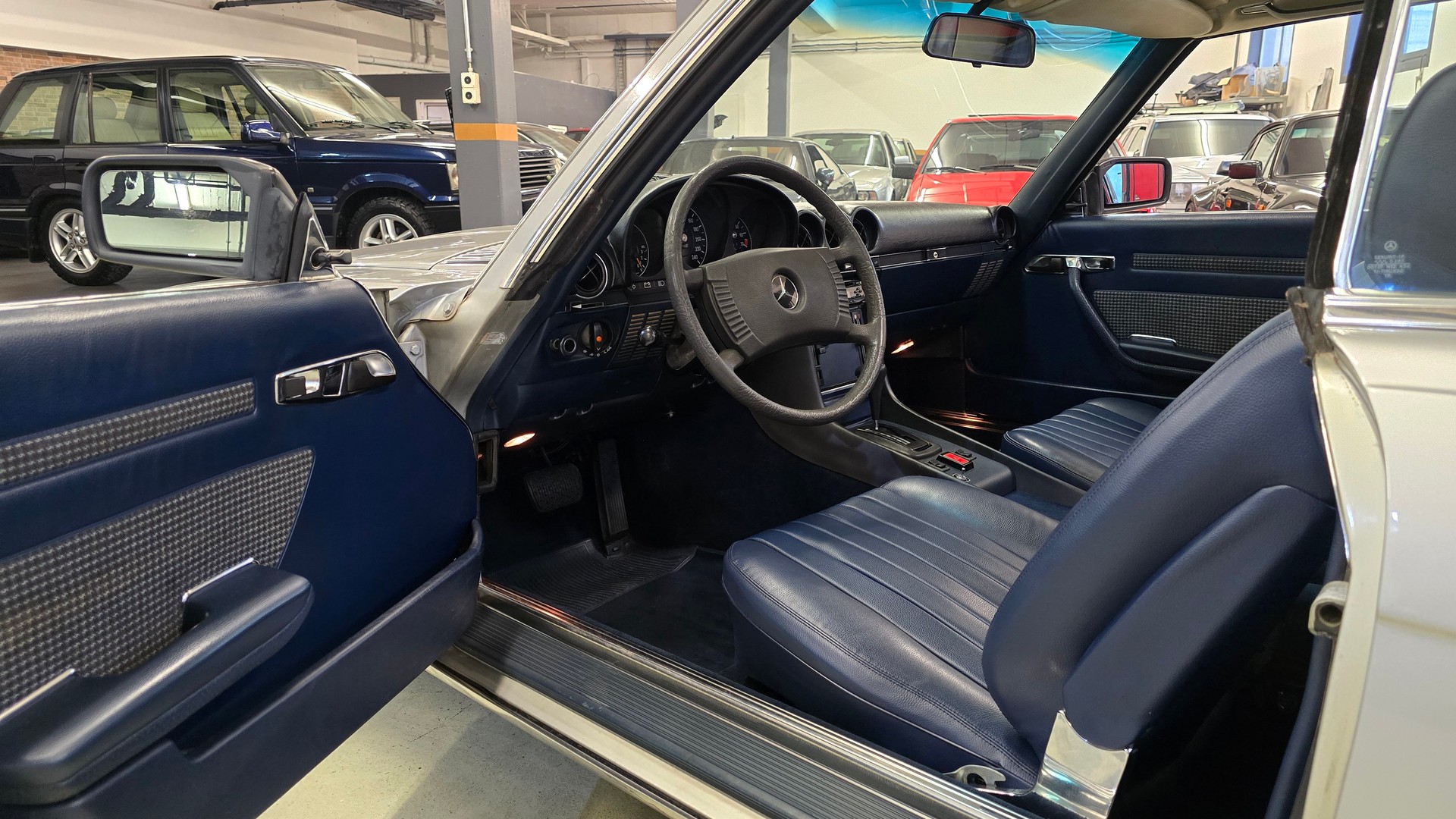 MERCEDES-BENZ SLC 280 Veteran-image-23