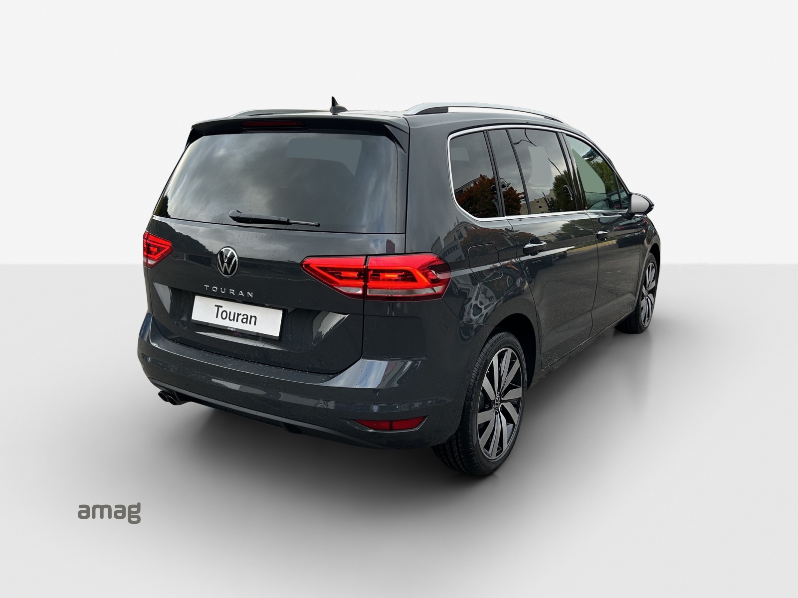 VW Touran 2.0 TDI BlueMotion Technology Highline DSG-image-4
